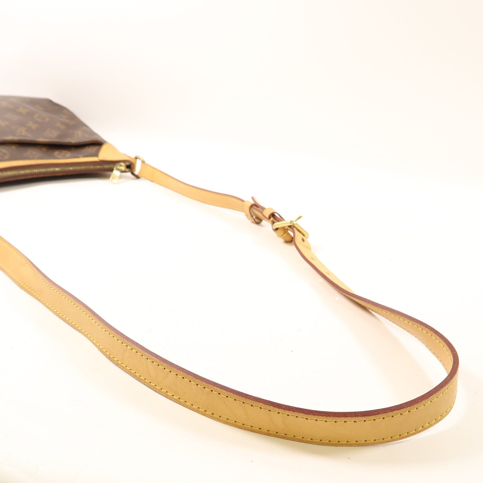 LOUIS VUITTON 【激減優惠】Monogram Odeon PM金扣肩背袋啡色