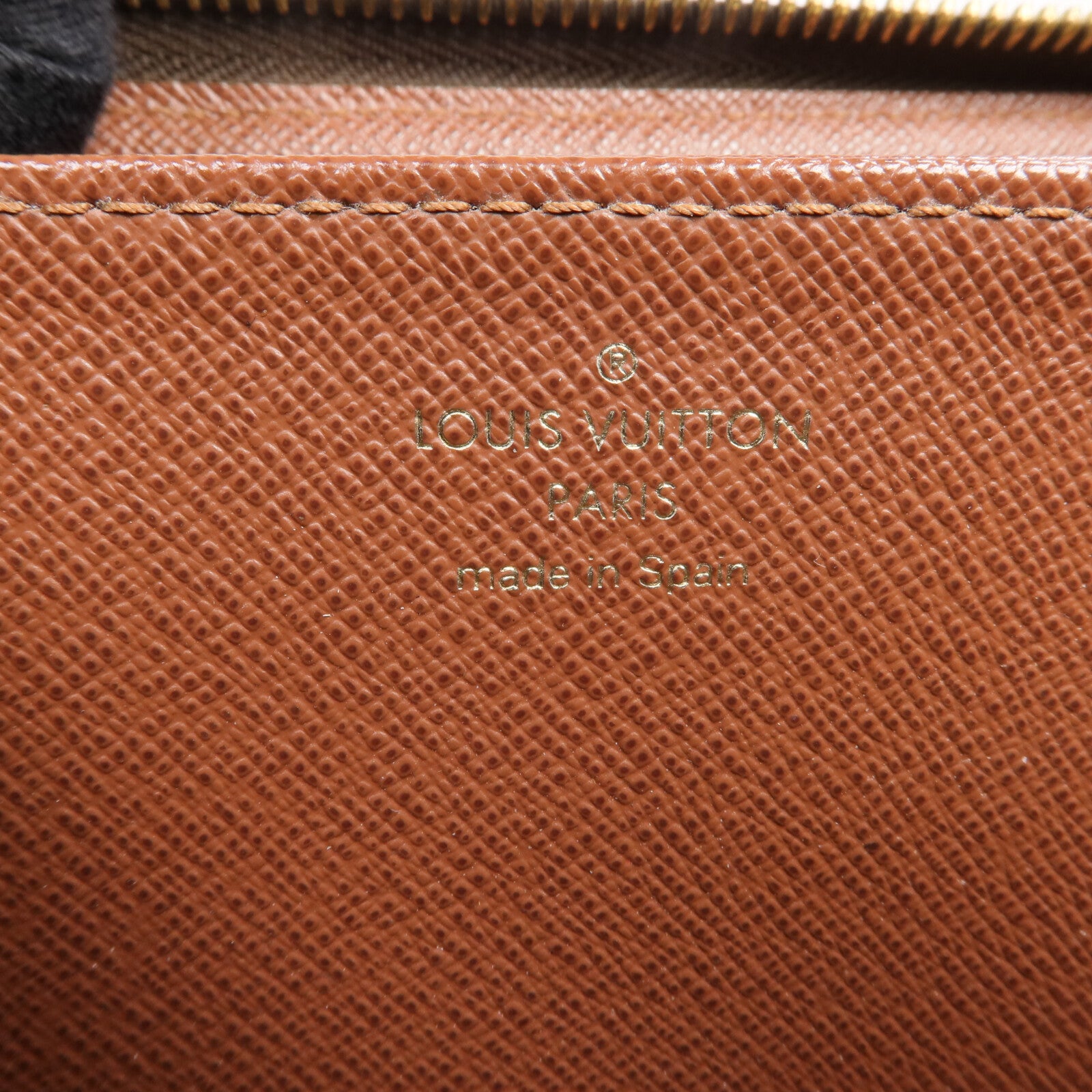 LOUIS VUITTON Monogram Zipper Long Wallet金扣長錢包