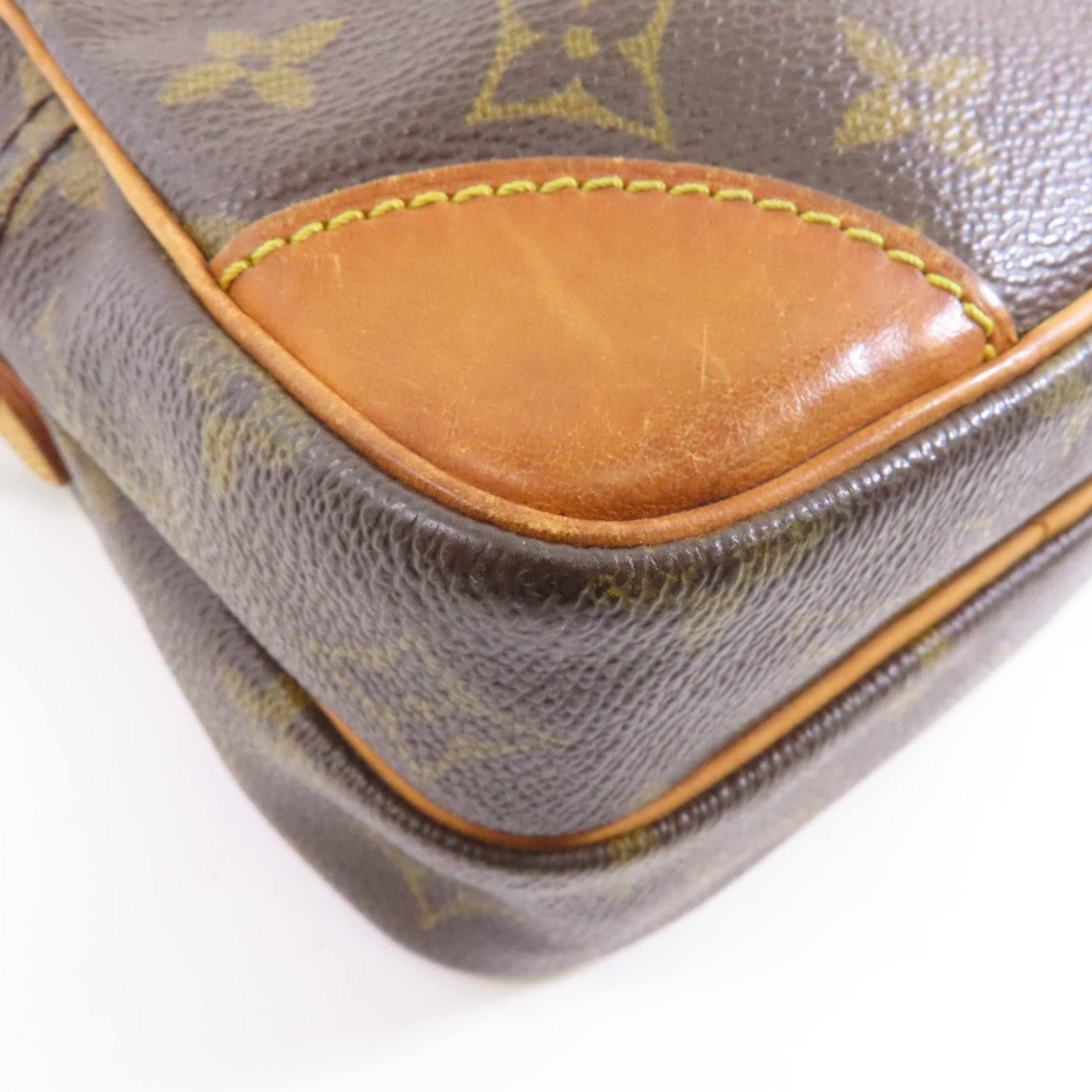 LOUIS VUITTON Monogram Amazon金扣肩背袋啡色