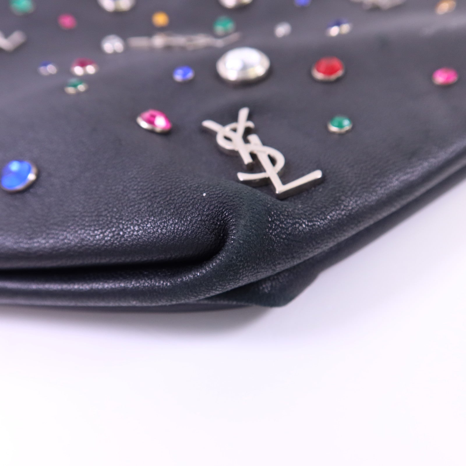 SAINT LAURENT 羊皮皮革Gem Stud Embellished Teddy銀扣鏈帶肩背袋