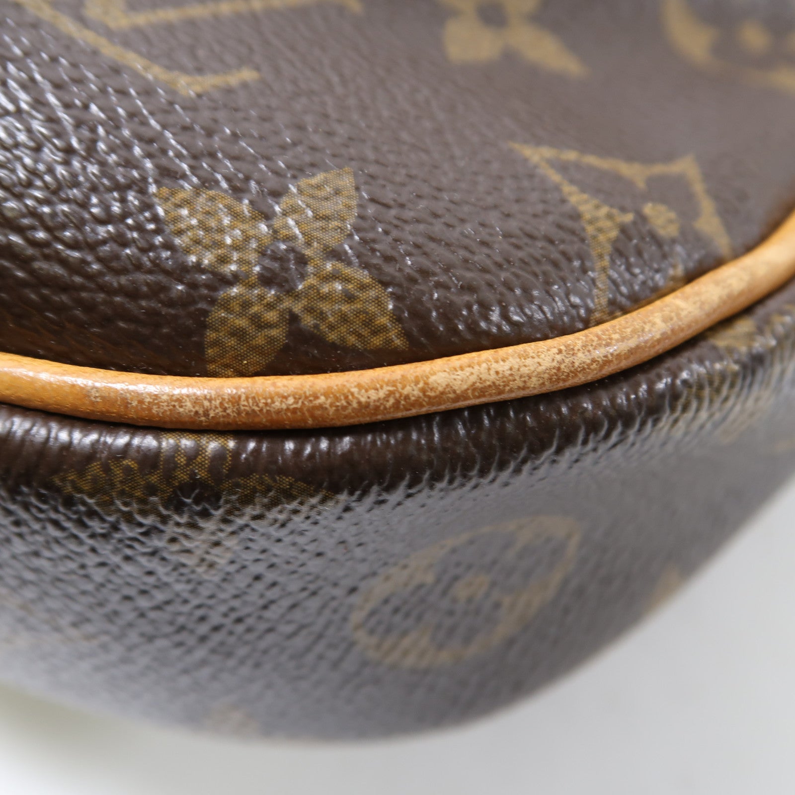 LOUIS VUITTON 【激減優惠】Monogram Odeon PM金扣肩背袋啡色