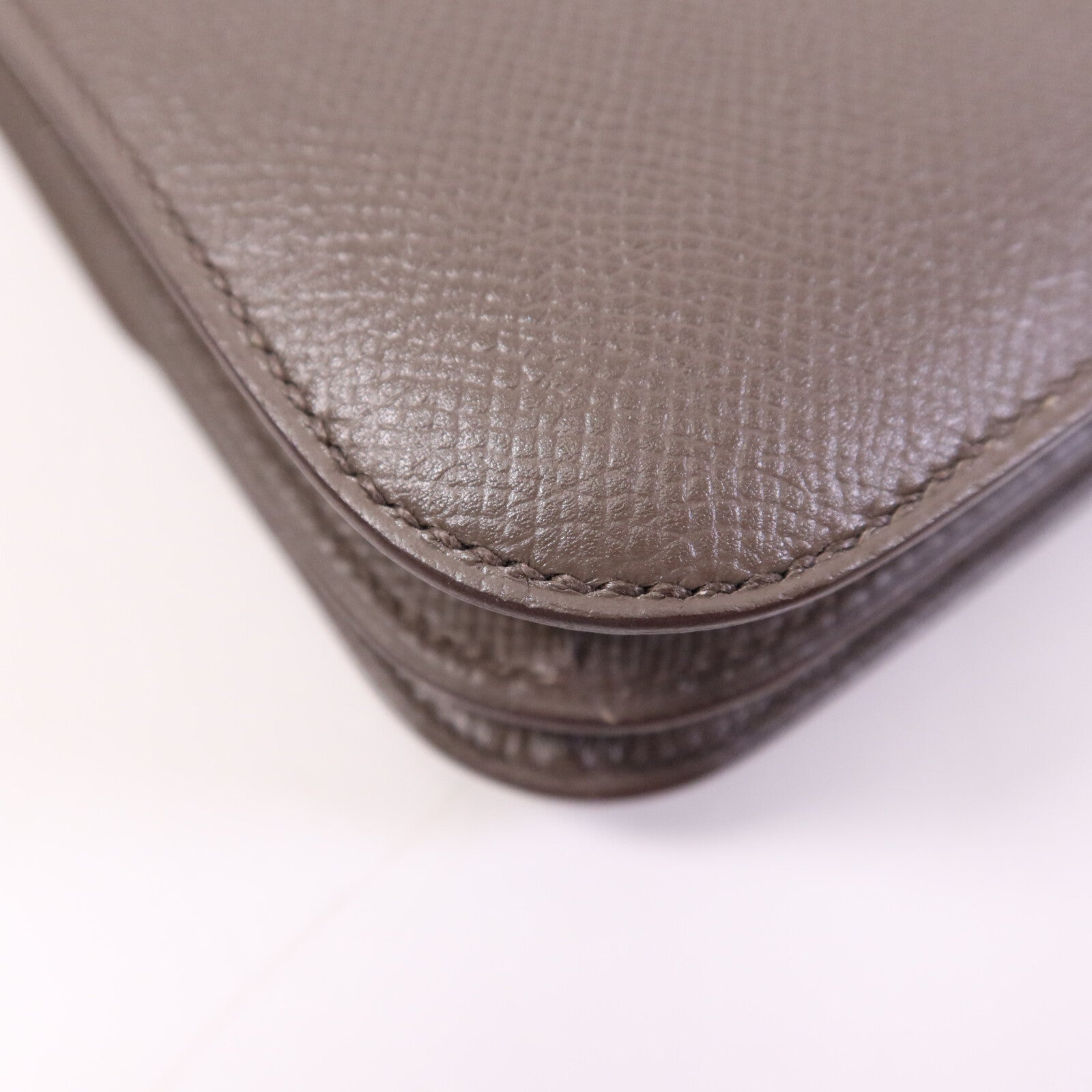 HERMES Epsom皮革Constance Mini銀扣肩背袋Etain