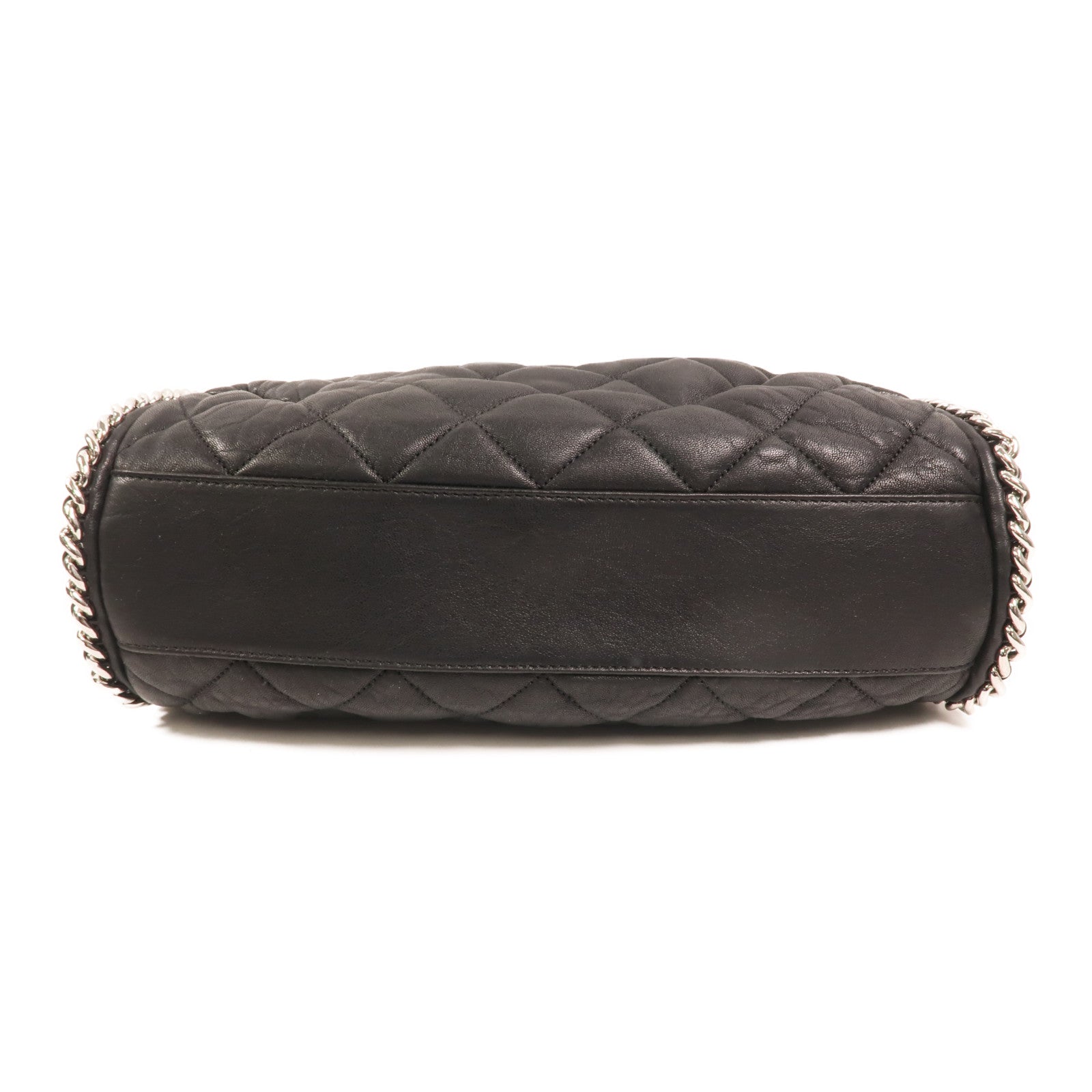 CHANEL 牛皮皮革Chain Around Hobo Bag銀扣鏈帶肩背袋