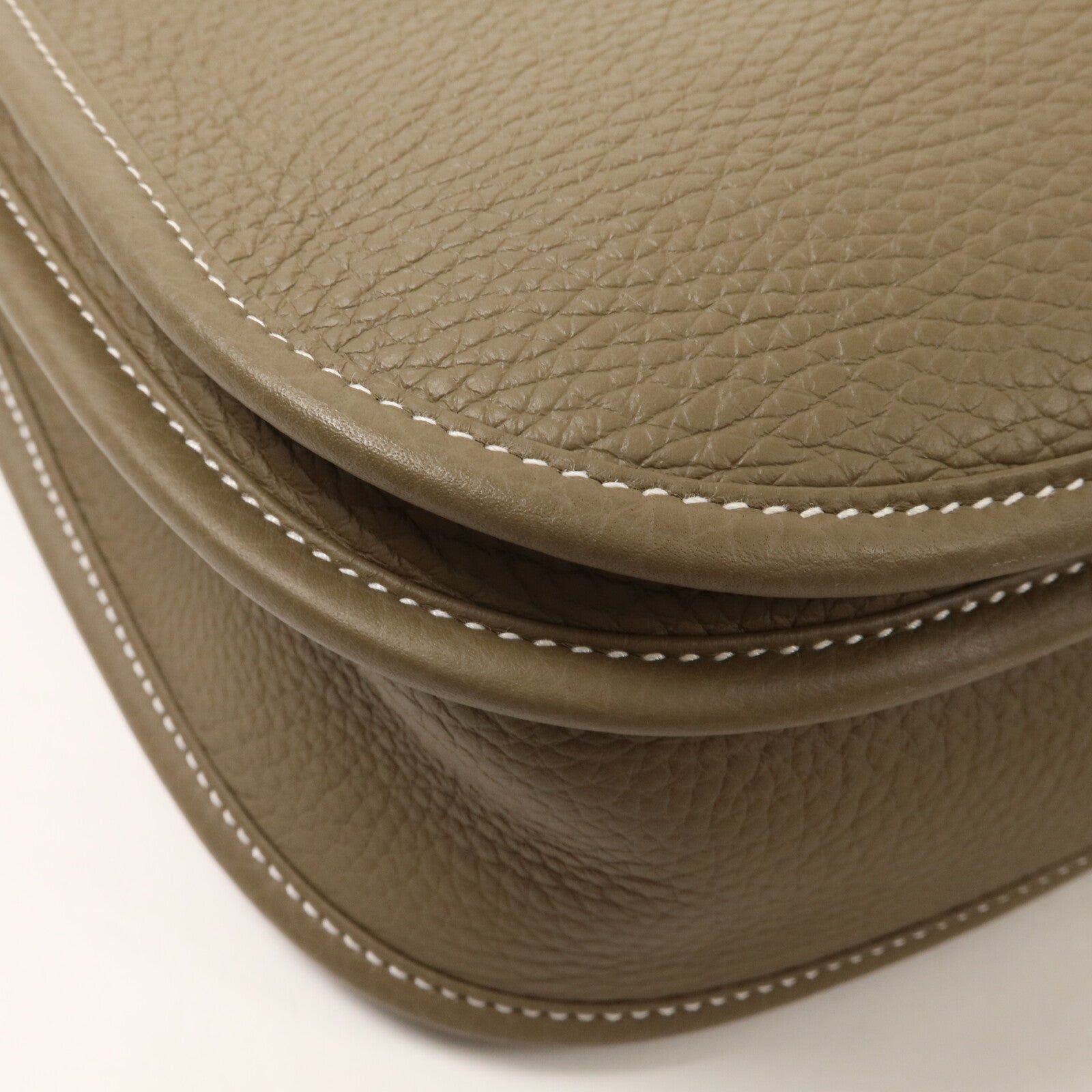 HERMES Clemence皮革Evelyne PM肩背袋Etoupe