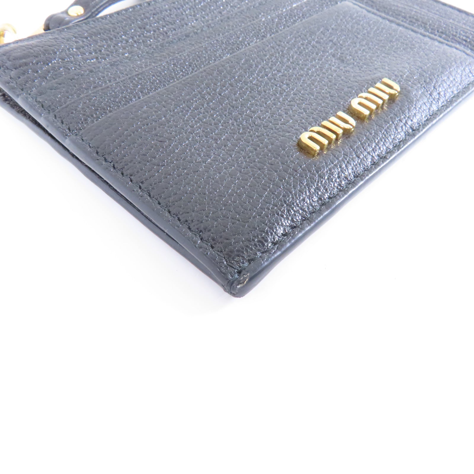 Miu Miu 牛皮皮革Card Case金扣卡片套黑色