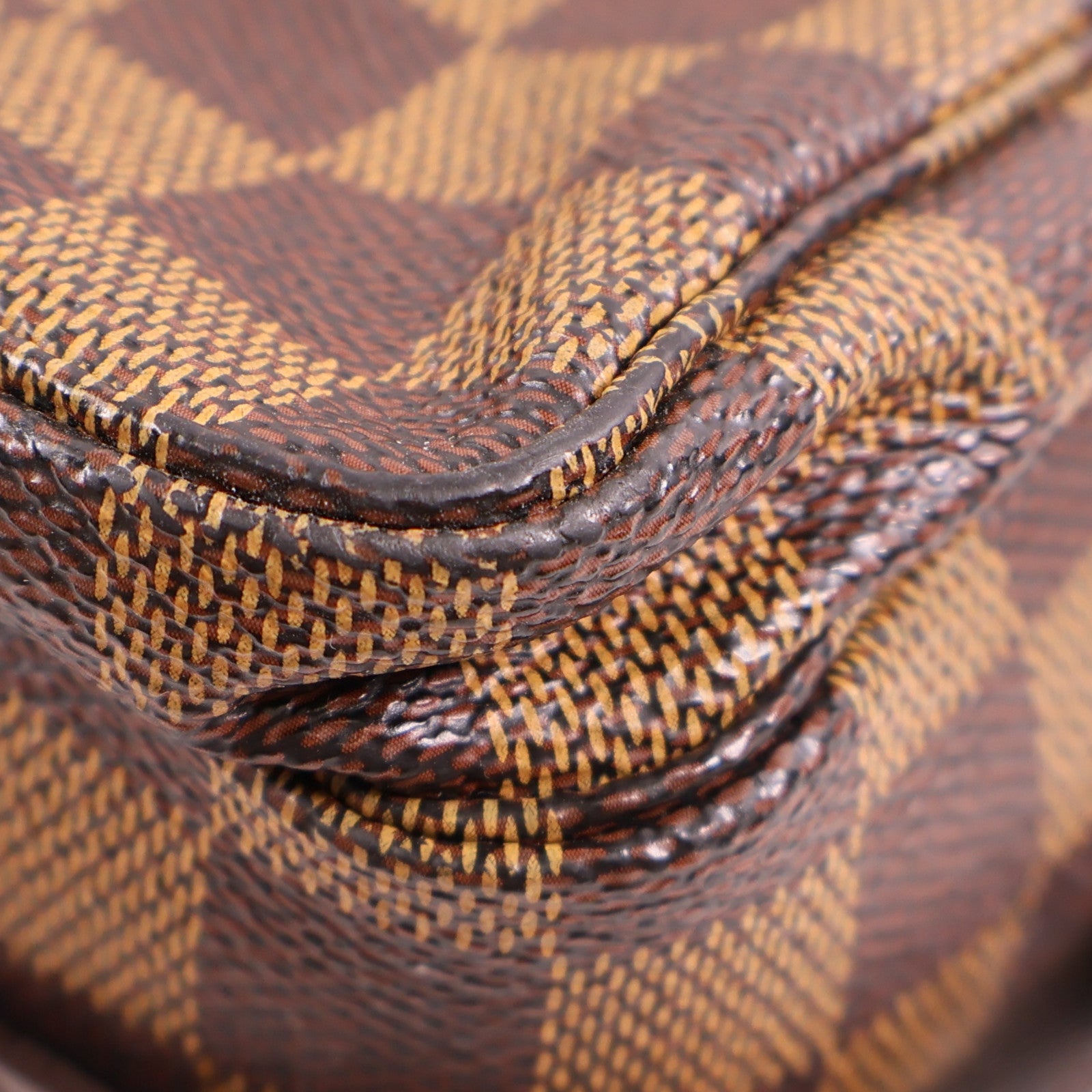 LOUIS VUITTON Damier Naviglio金扣肩背袋