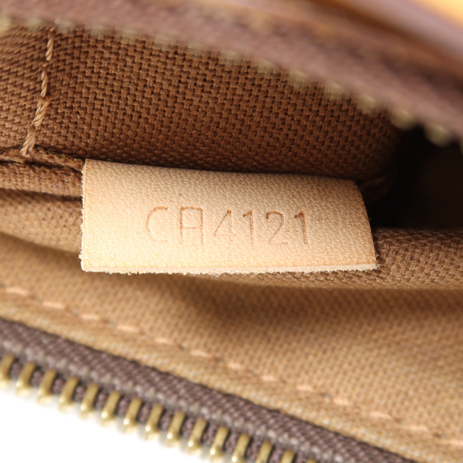 LOUIS VUITTON 【激減優惠】Monogram Odeon PM金扣肩背袋啡色