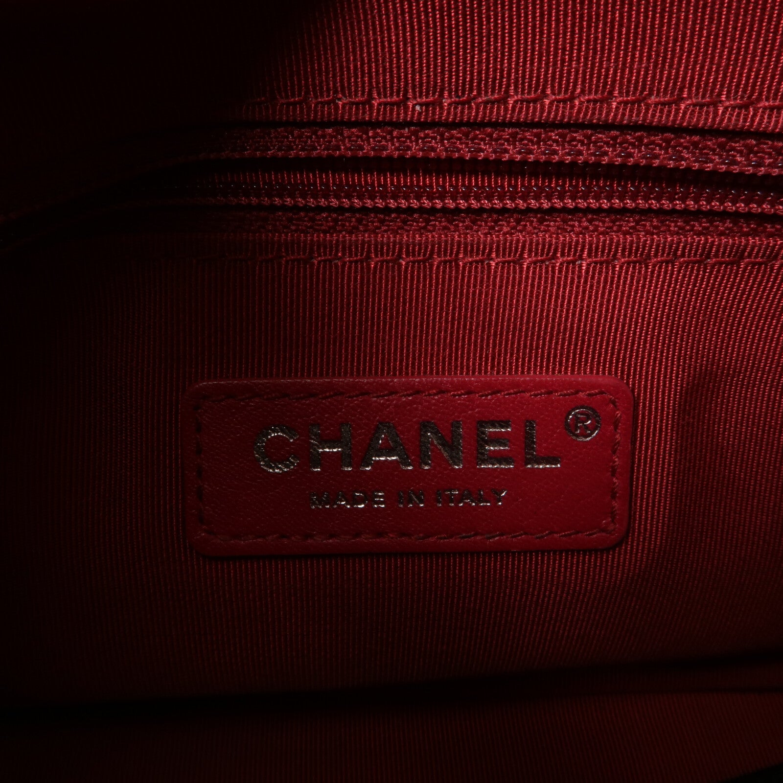 CHANEL 牛皮皮革Gabrielle Small鏈帶肩背袋