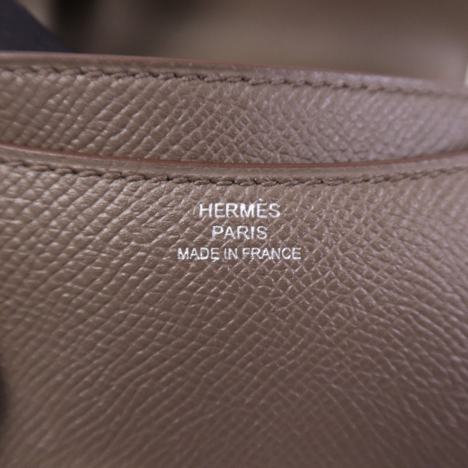 HERMES Epsom皮革Constance Mini銀扣肩背袋Etain