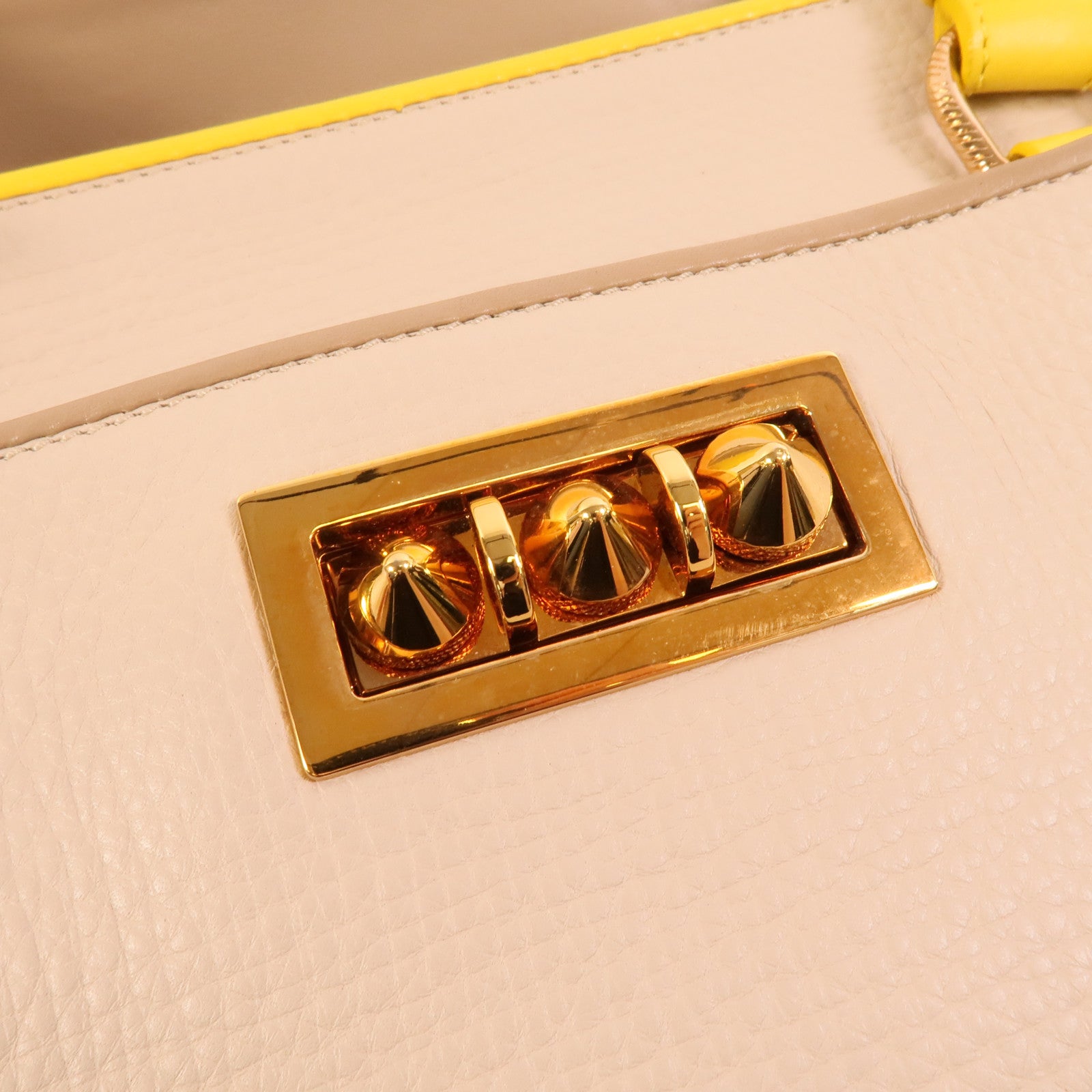 Christian Louboutin 牛皮皮革Shoulder Bag肩背袋