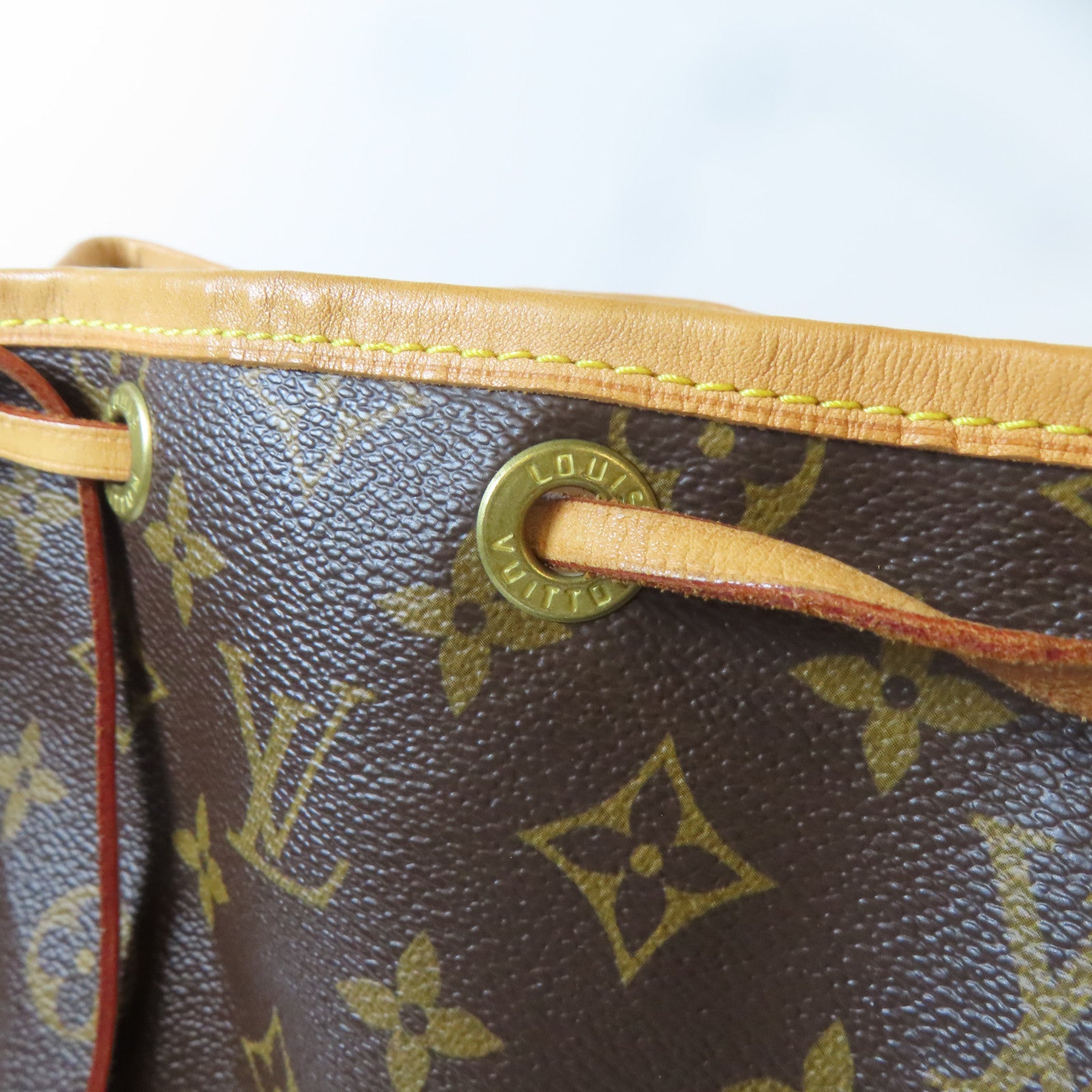 LOUIS VUITTON Monogram Noe金扣肩背袋啡色