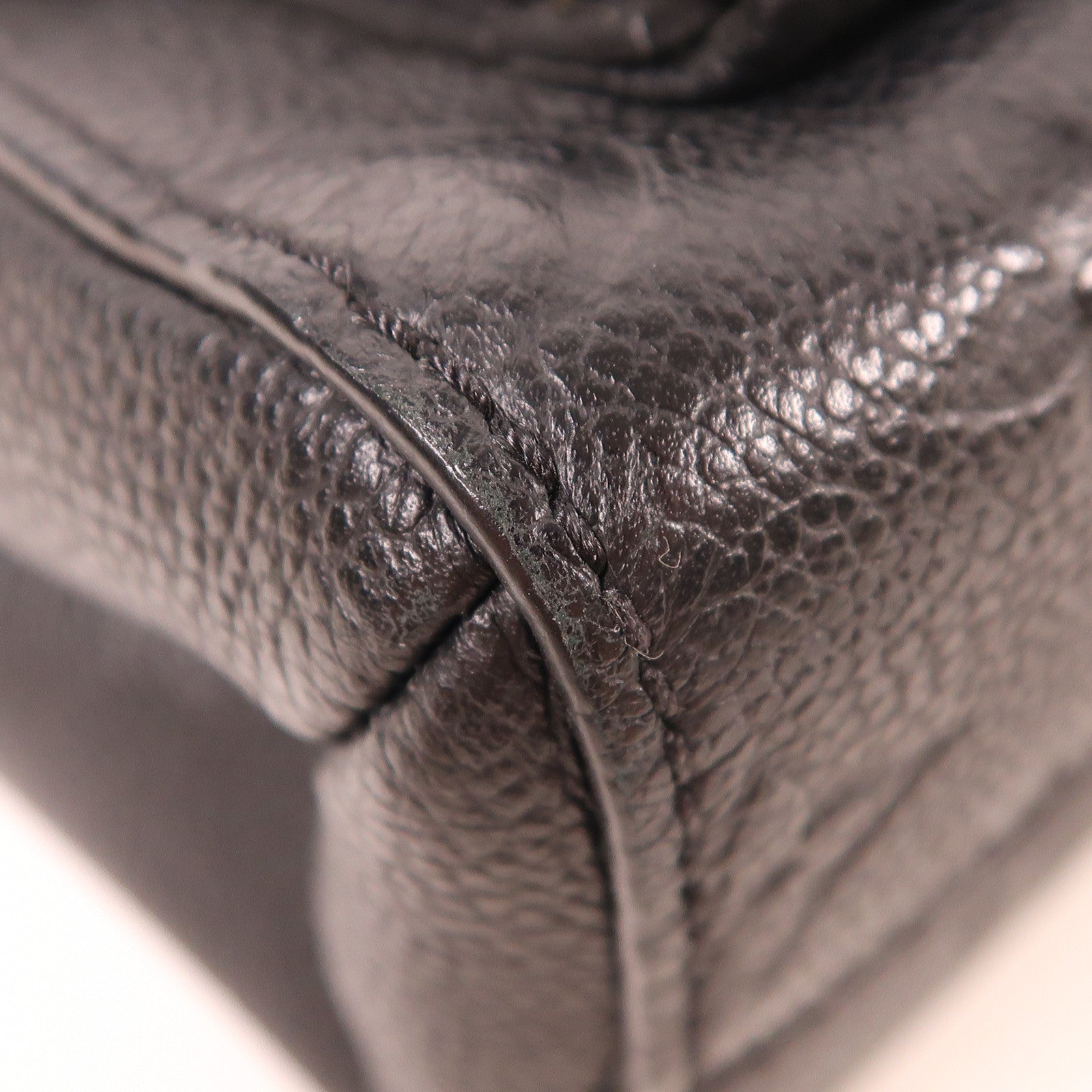 LOUIS VUITTON Monogram Empreinte Vavin PM金扣肩背袋