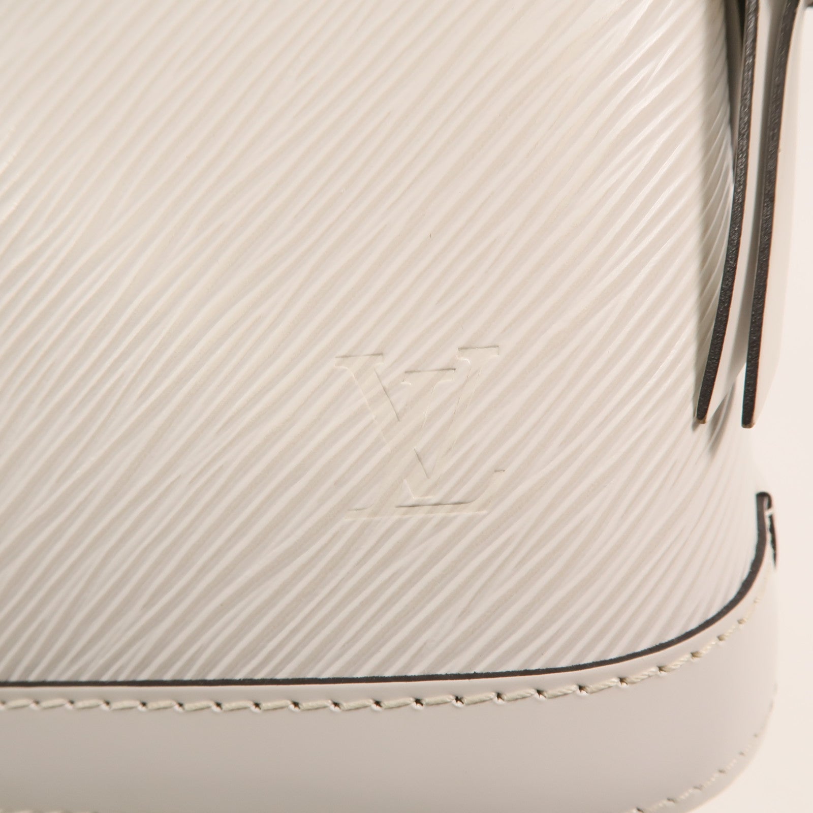 LOUIS VUITTON Epi Alma BB肩背袋