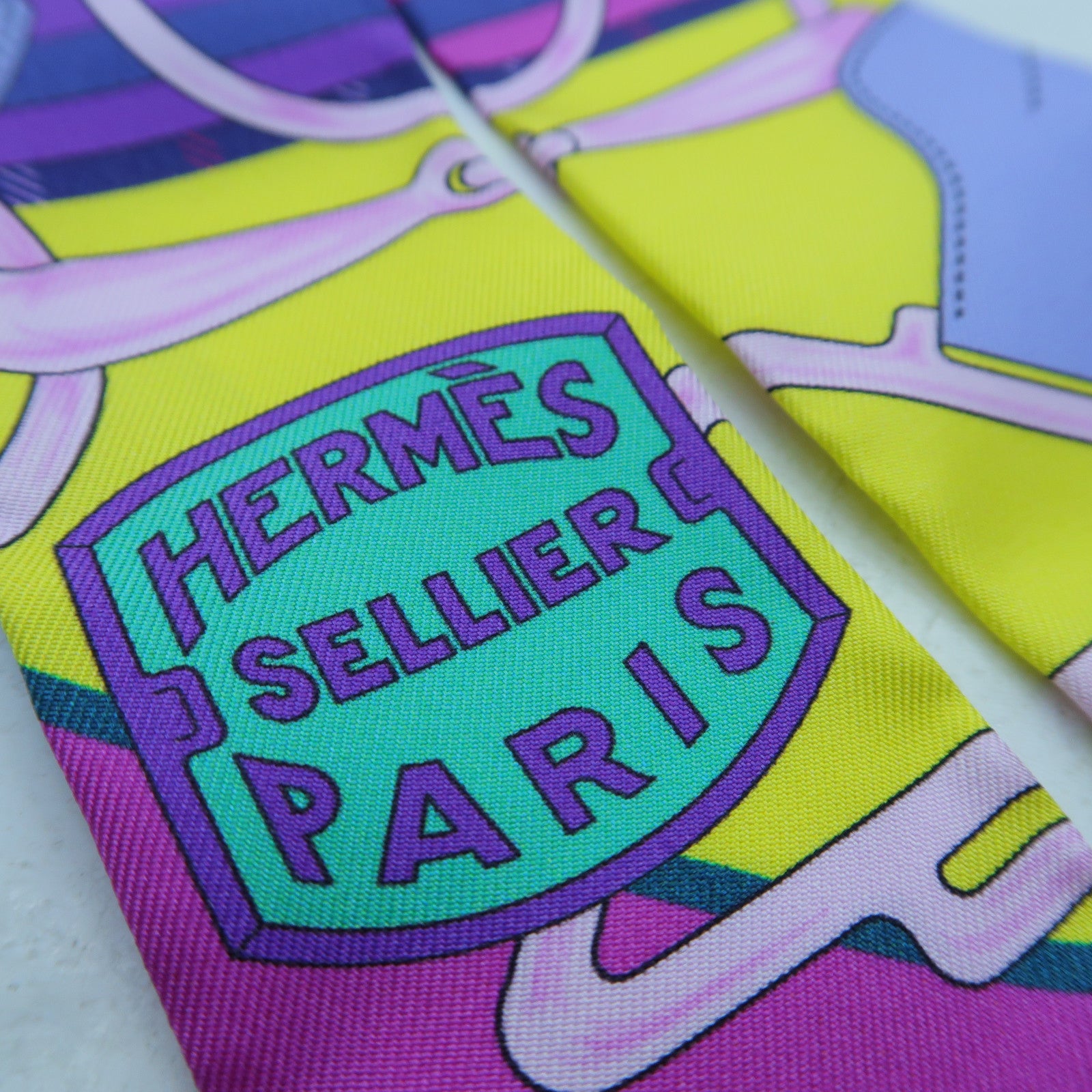 HERMES 【激減優惠】絲質Twilly絲巾紫色/彩色