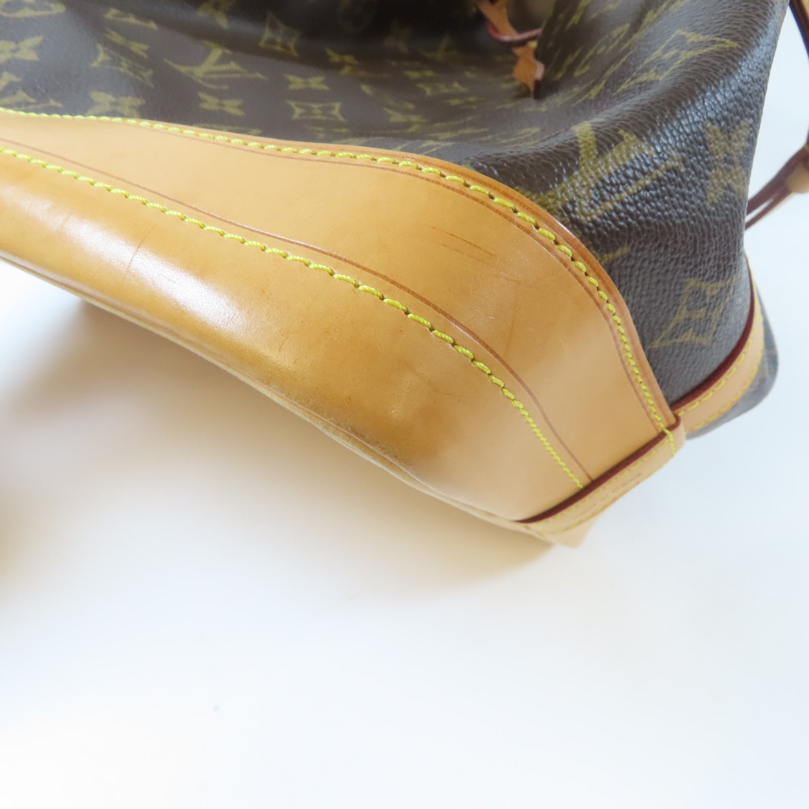 LOUIS VUITTON Monogram Noe金扣肩背袋啡色
