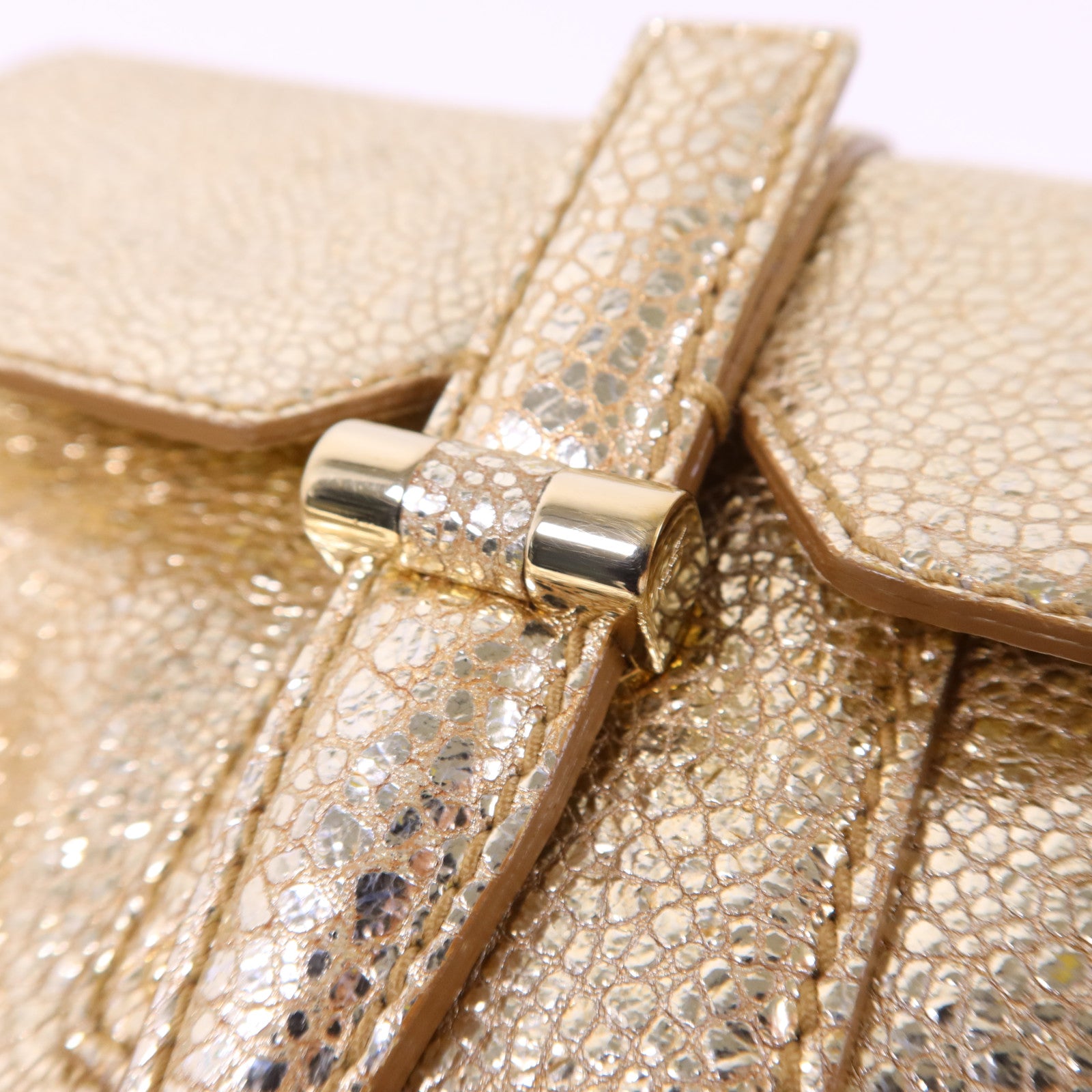 YVES SAINT LAURENT 牛皮皮革Chain Shoulder Bag金扣鏈帶肩背袋