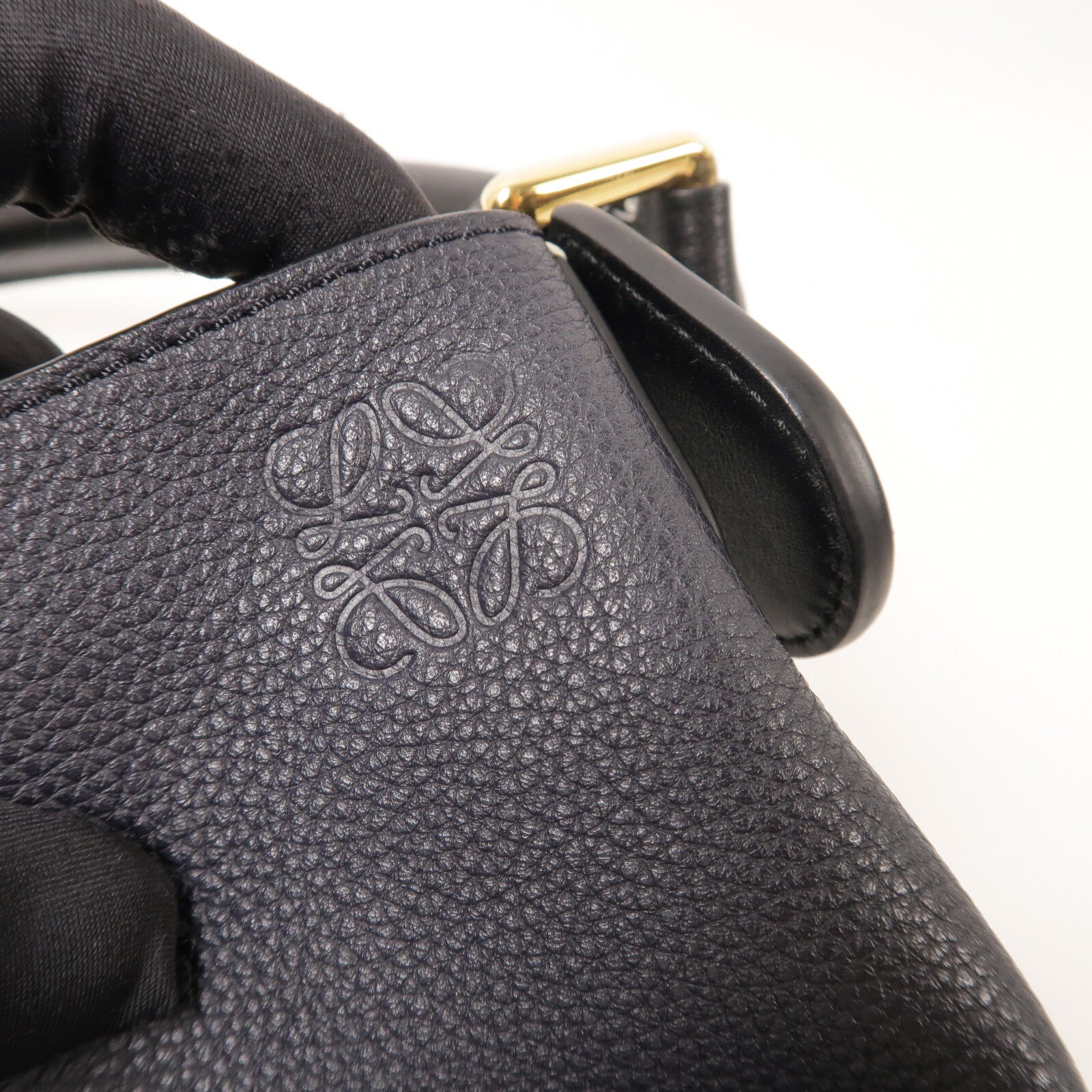 LOEWE 牛皮皮革2 Way Shoulder手挽肩背兩用袋