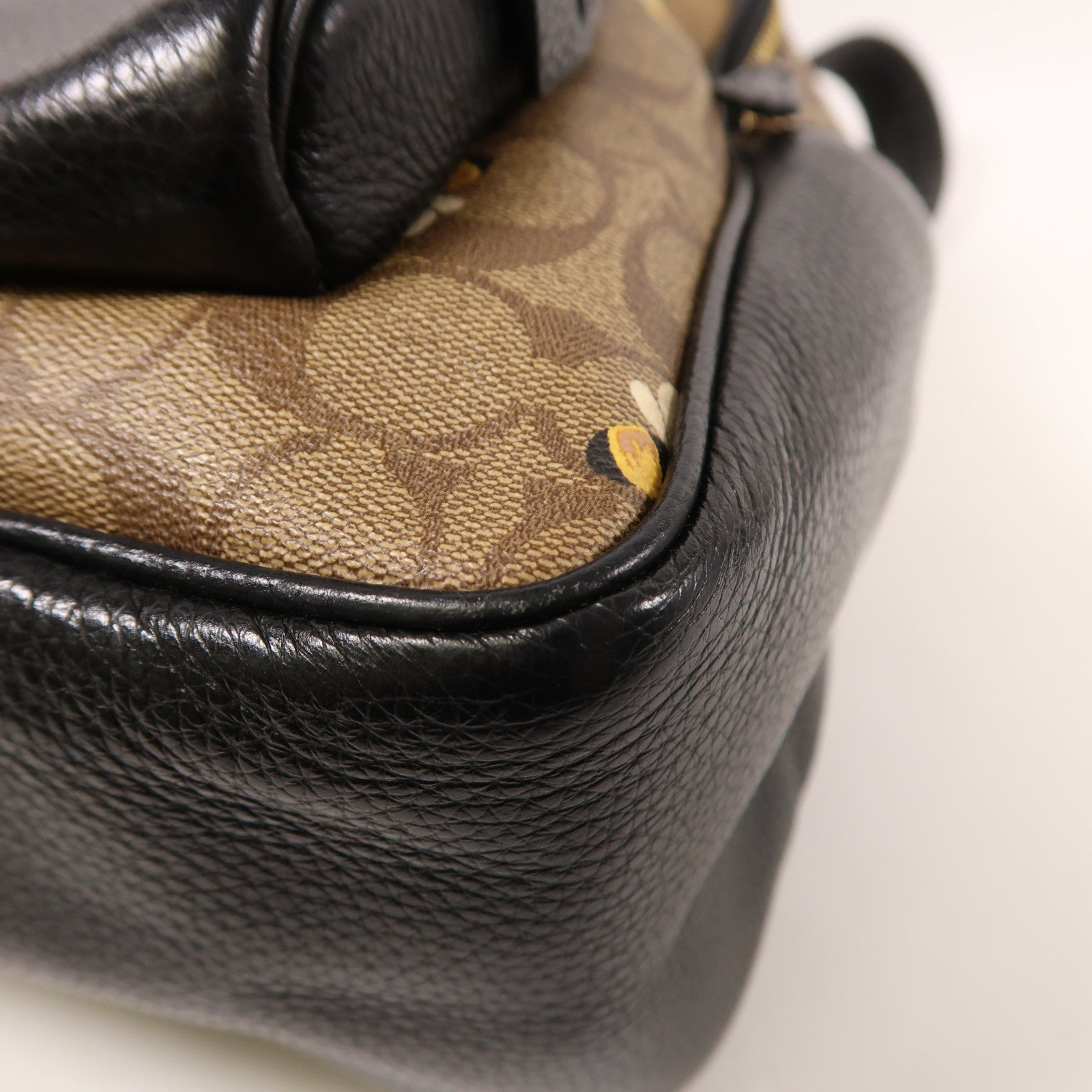 COACH 塗層帆布Backpack金扣背包