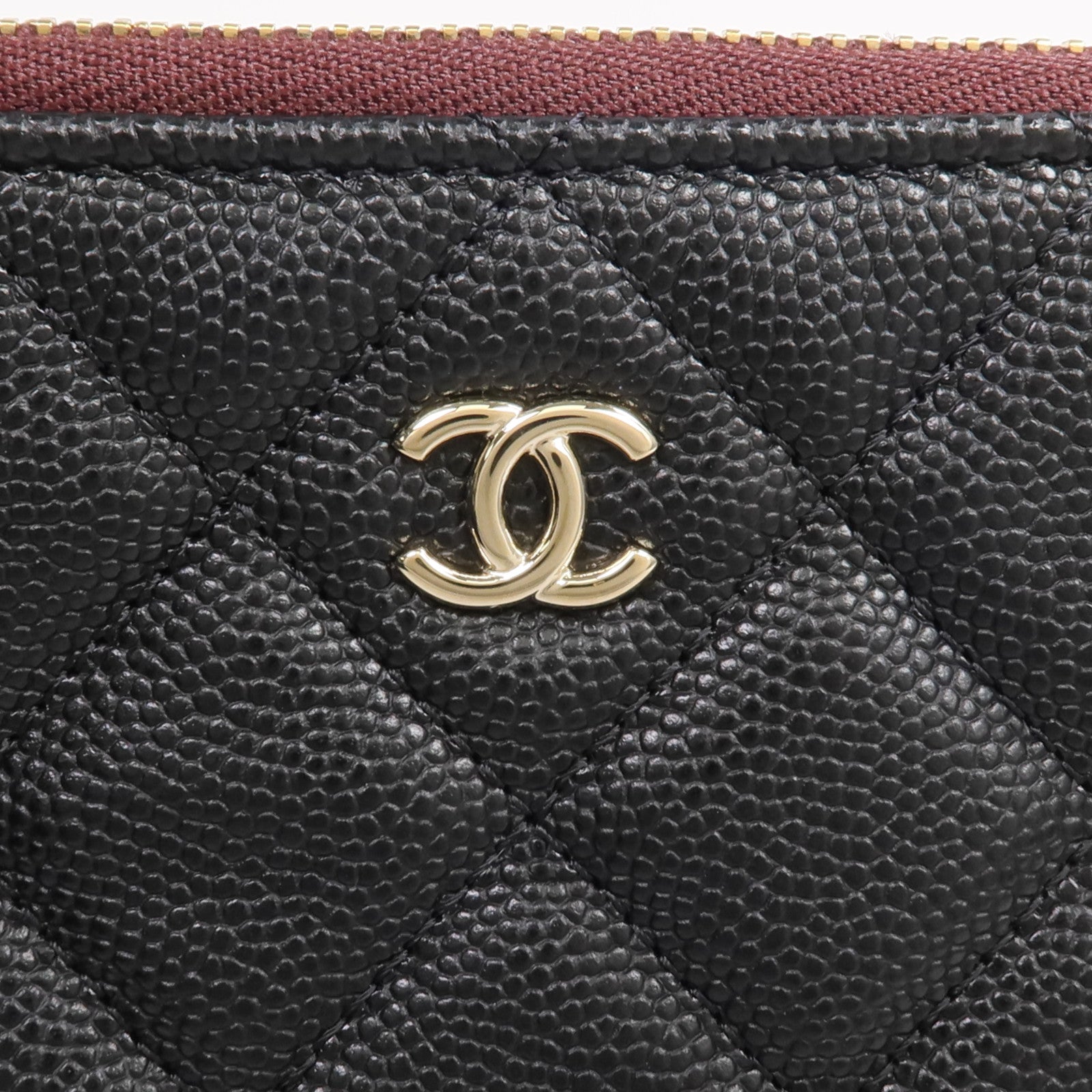 CHANEL 牛皮皮革Mini Pouch金扣手拿包
