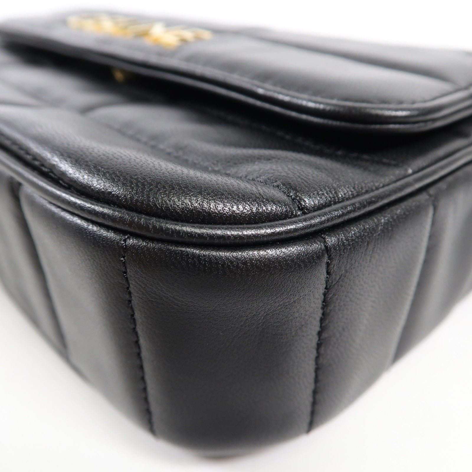 CELINE 牛皮皮革Matelasse Bag金扣鏈帶肩背袋