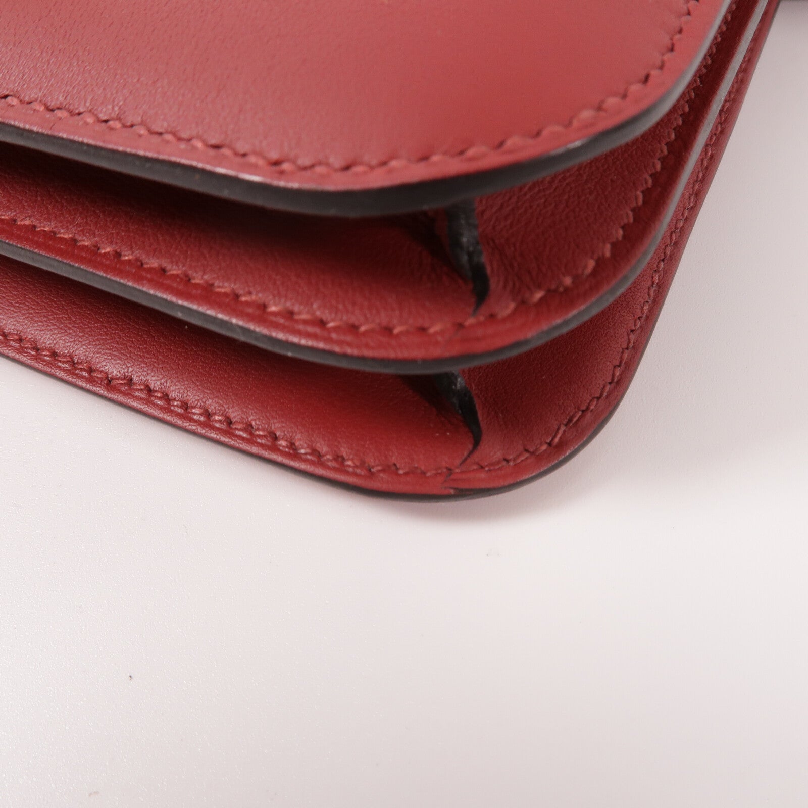 HERMES Swift皮革Constance Mini肩背袋Rouge Grenat