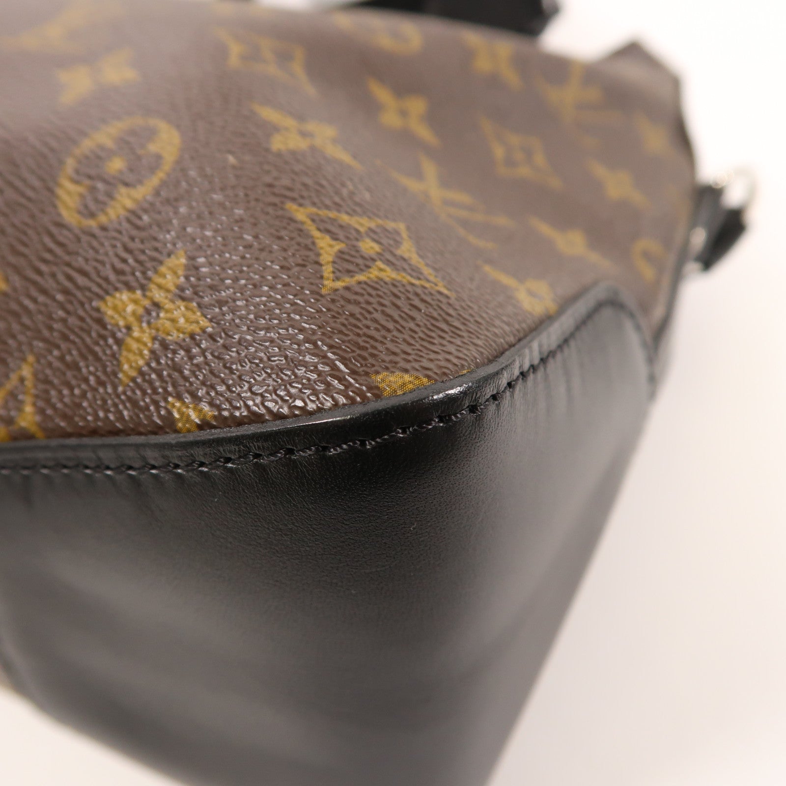 LOUIS VUITTON Monogram Macassar Torres銀扣肩背袋