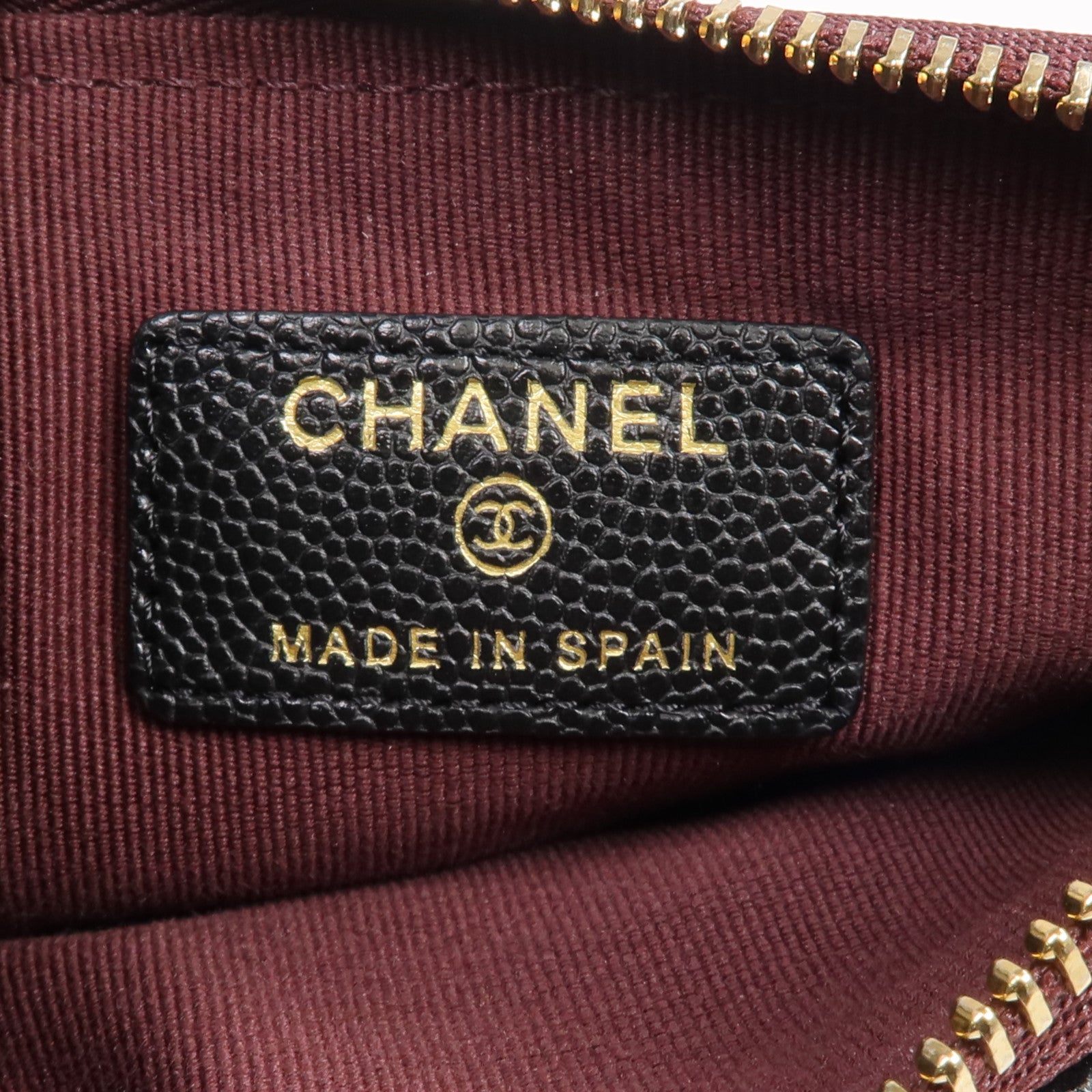 CHANEL 牛皮皮革Mini Pouch金扣手拿包