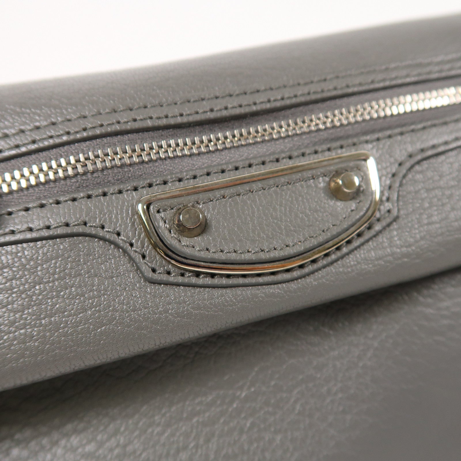 BALENCIAGA 牛皮皮革Shoulder Bag銀扣肩背袋灰色