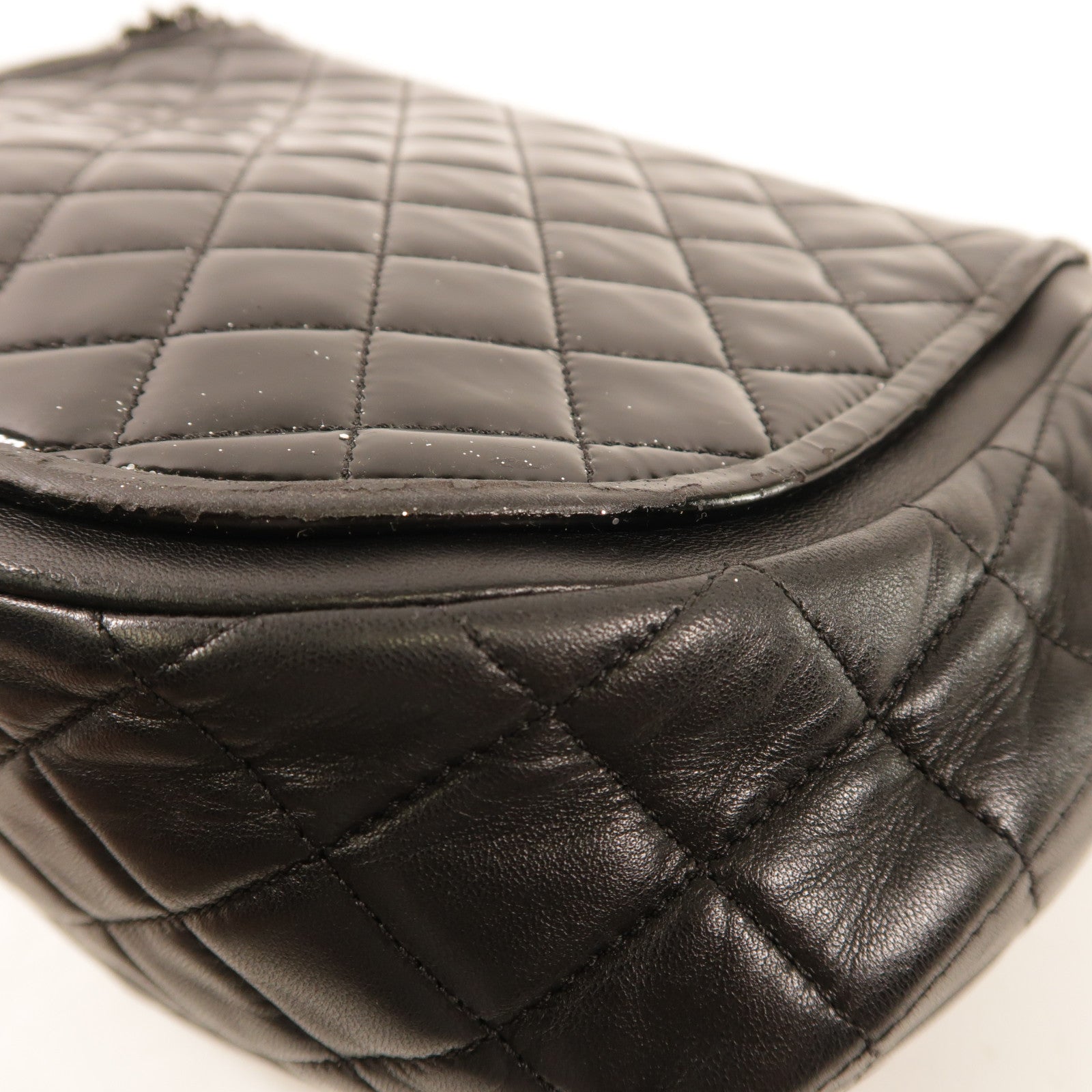 CHANEL 漆皮皮革Shoulder Bag銀扣鏈帶肩背袋