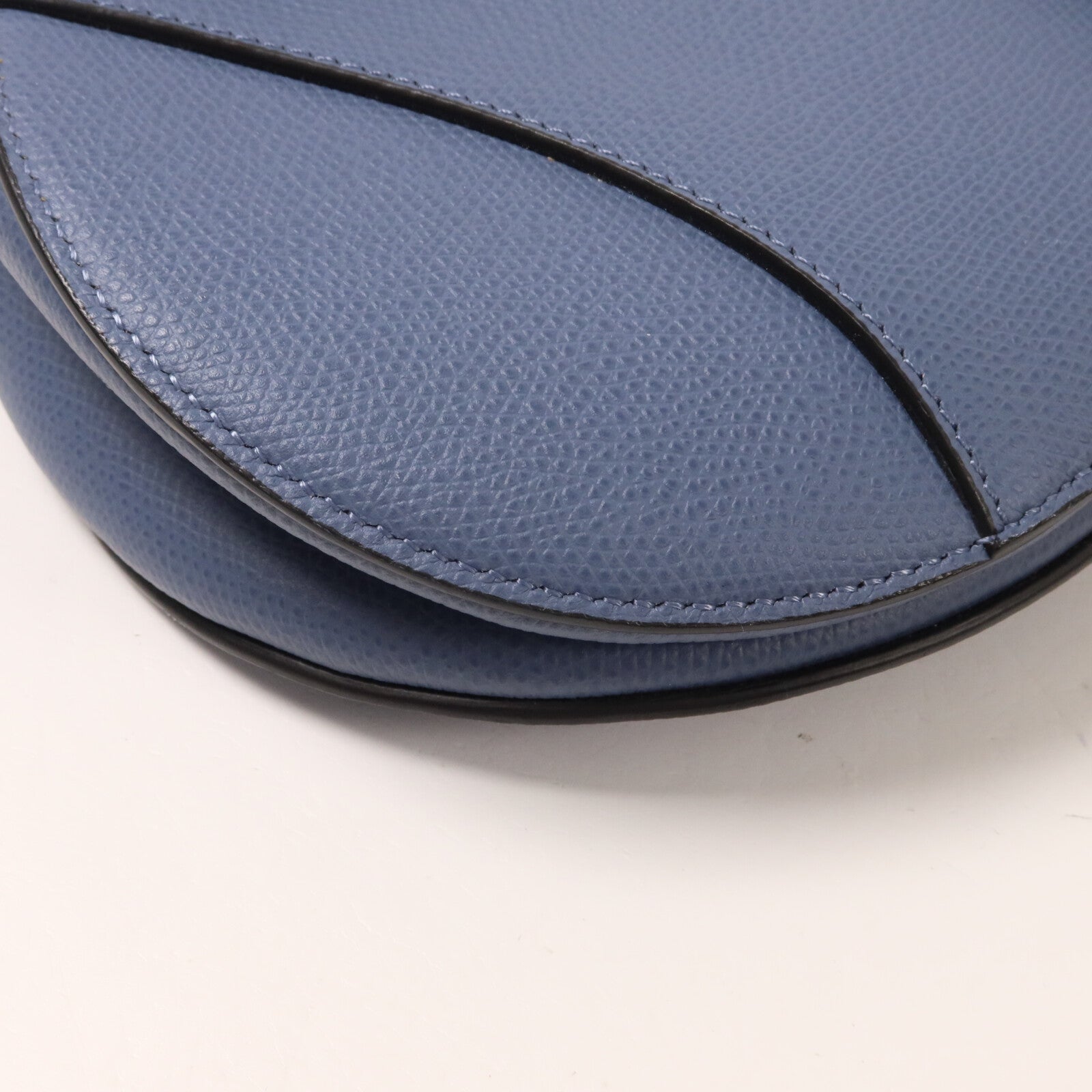 Dior 牛皮皮革Saddle Bag肩背袋