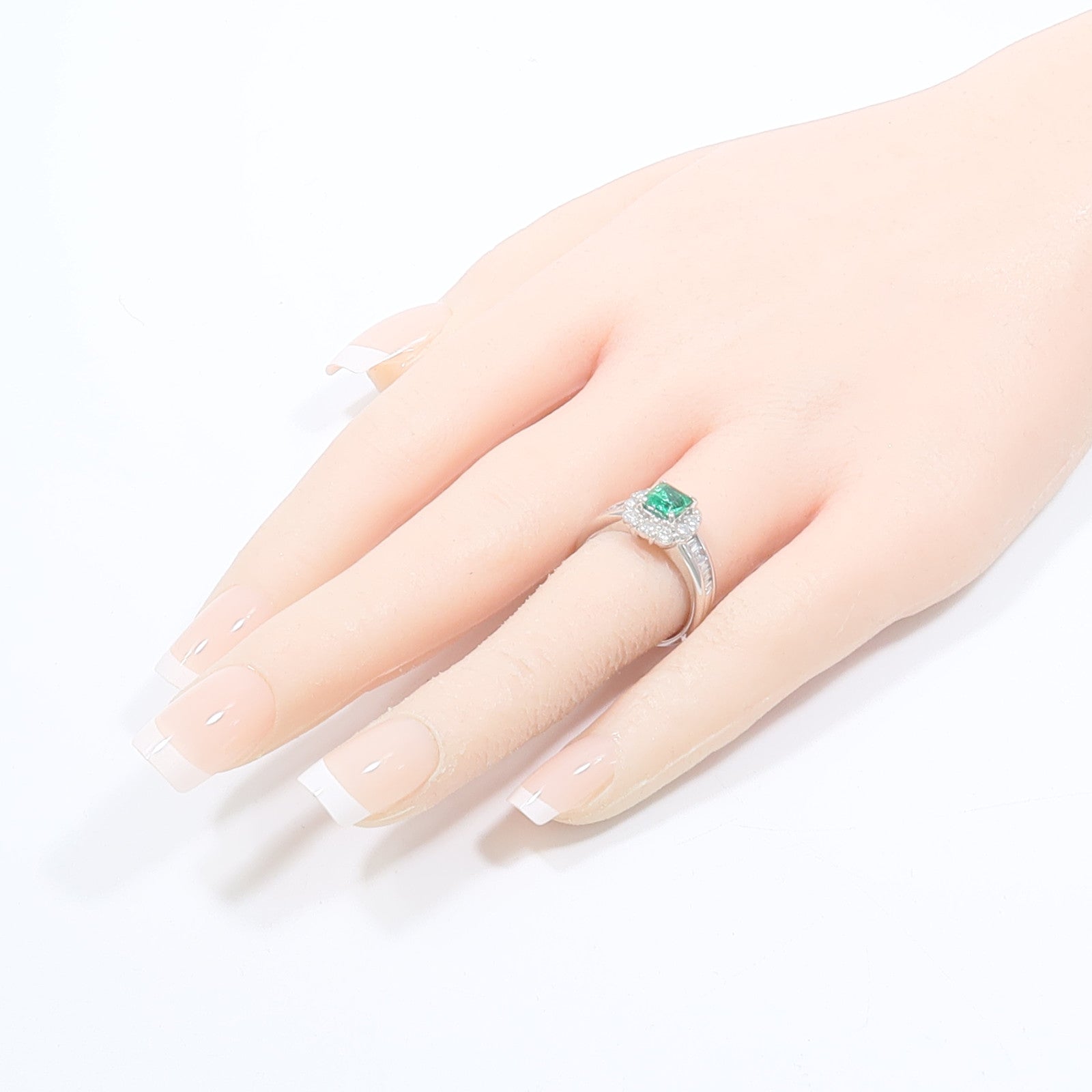 JEWELRY PT900鉑金Emerald Diamond Ring綠寶石/鑽石戒指