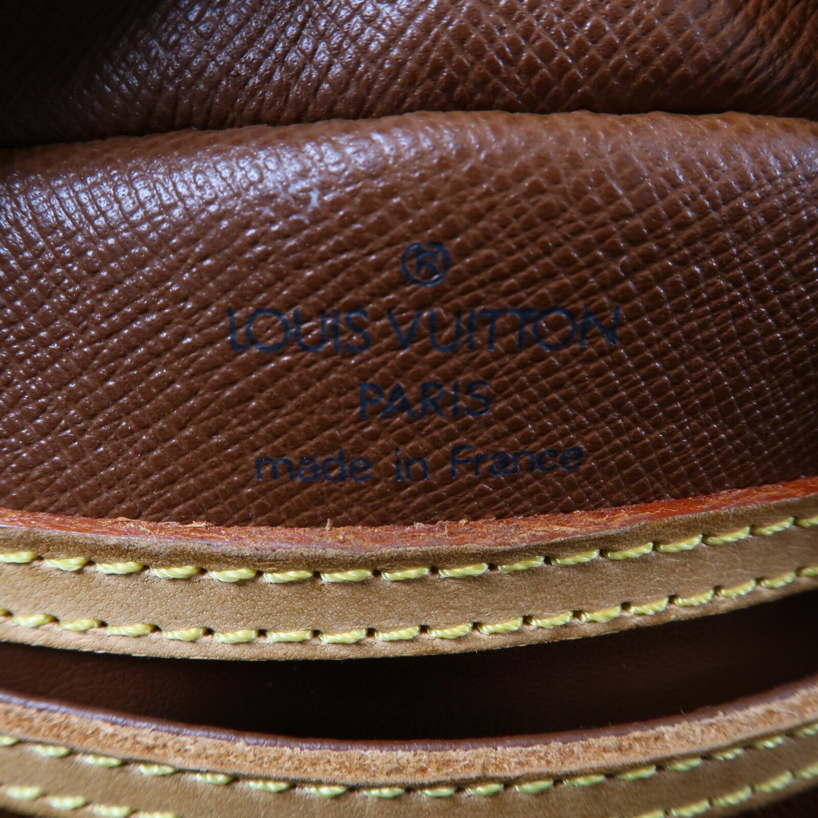 LOUIS VUITTON Monogram Blois肩背袋