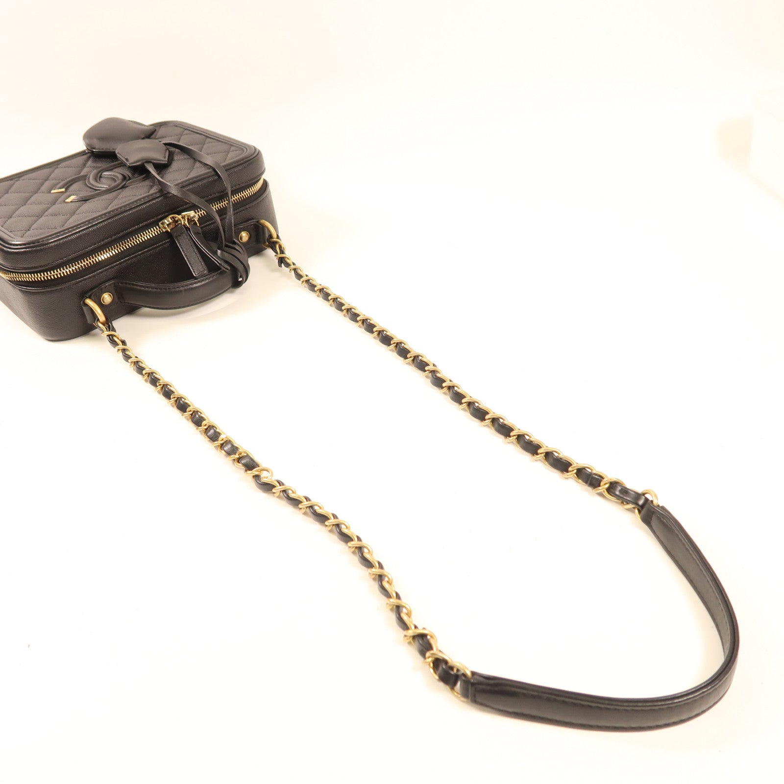 CHANEL 牛皮皮革Vanity Case金扣鏈帶手挽肩背兩用袋