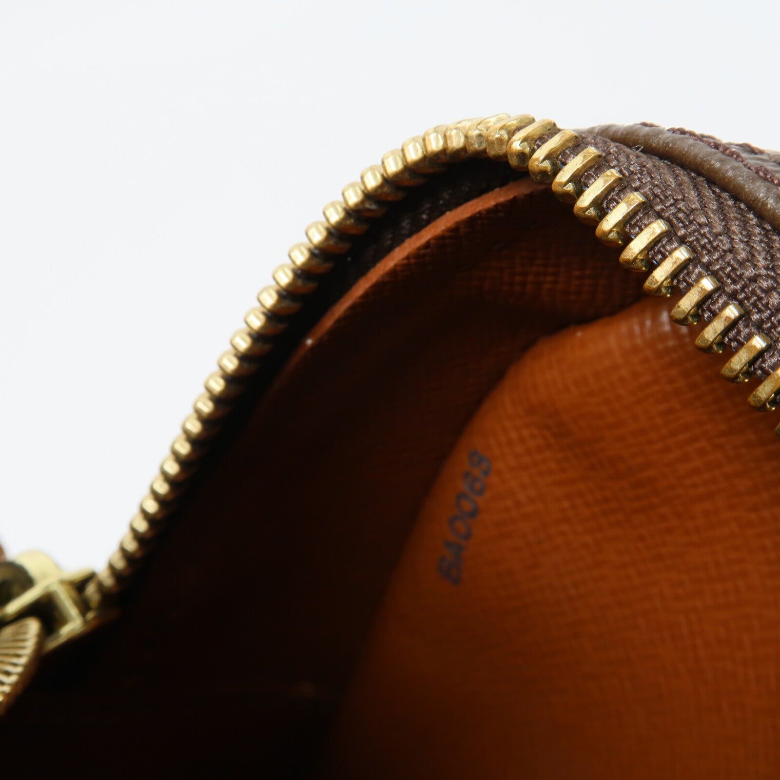 LOUIS VUITTON Monogram Blois肩背袋