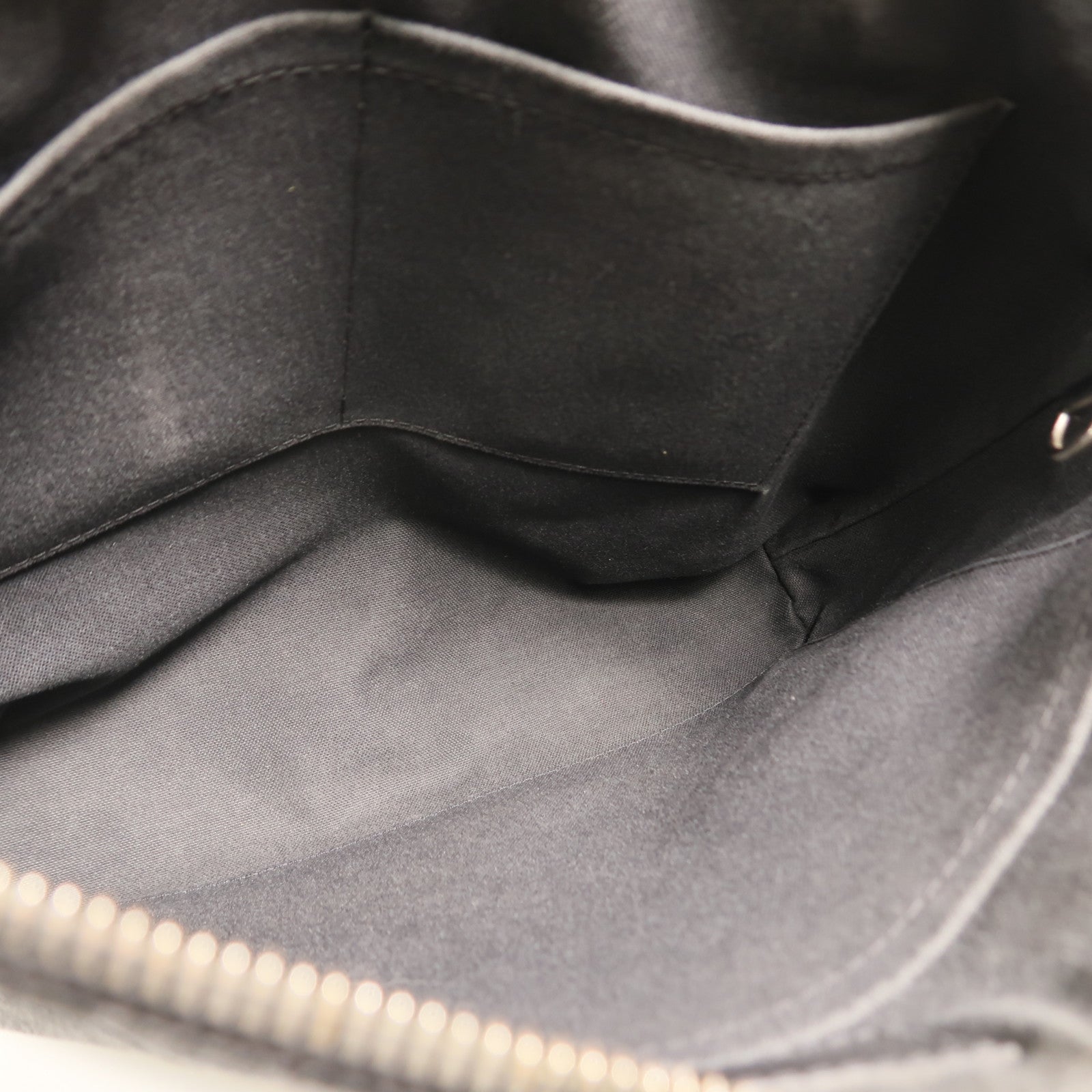 LOUIS VUITTON Damier Graphite Mick PM肩背袋