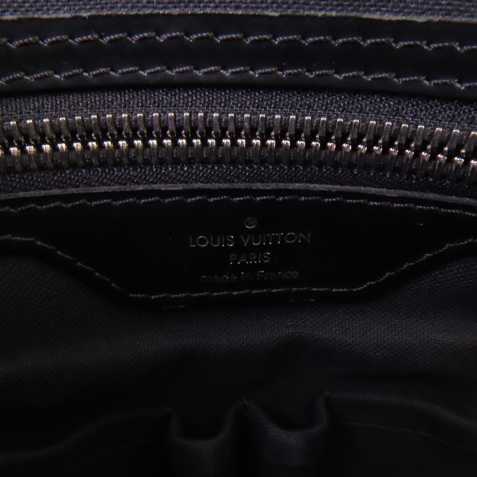 LOUIS VUITTON Damier Graphite District GM肩背袋