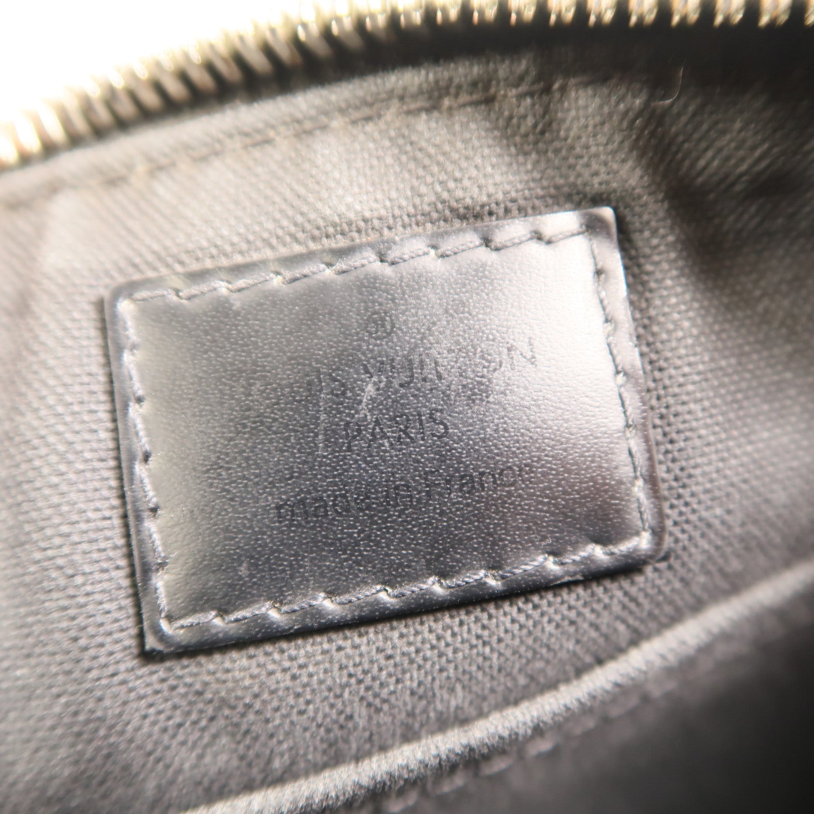 LOUIS VUITTON Damier Graphite Mick PM肩背袋