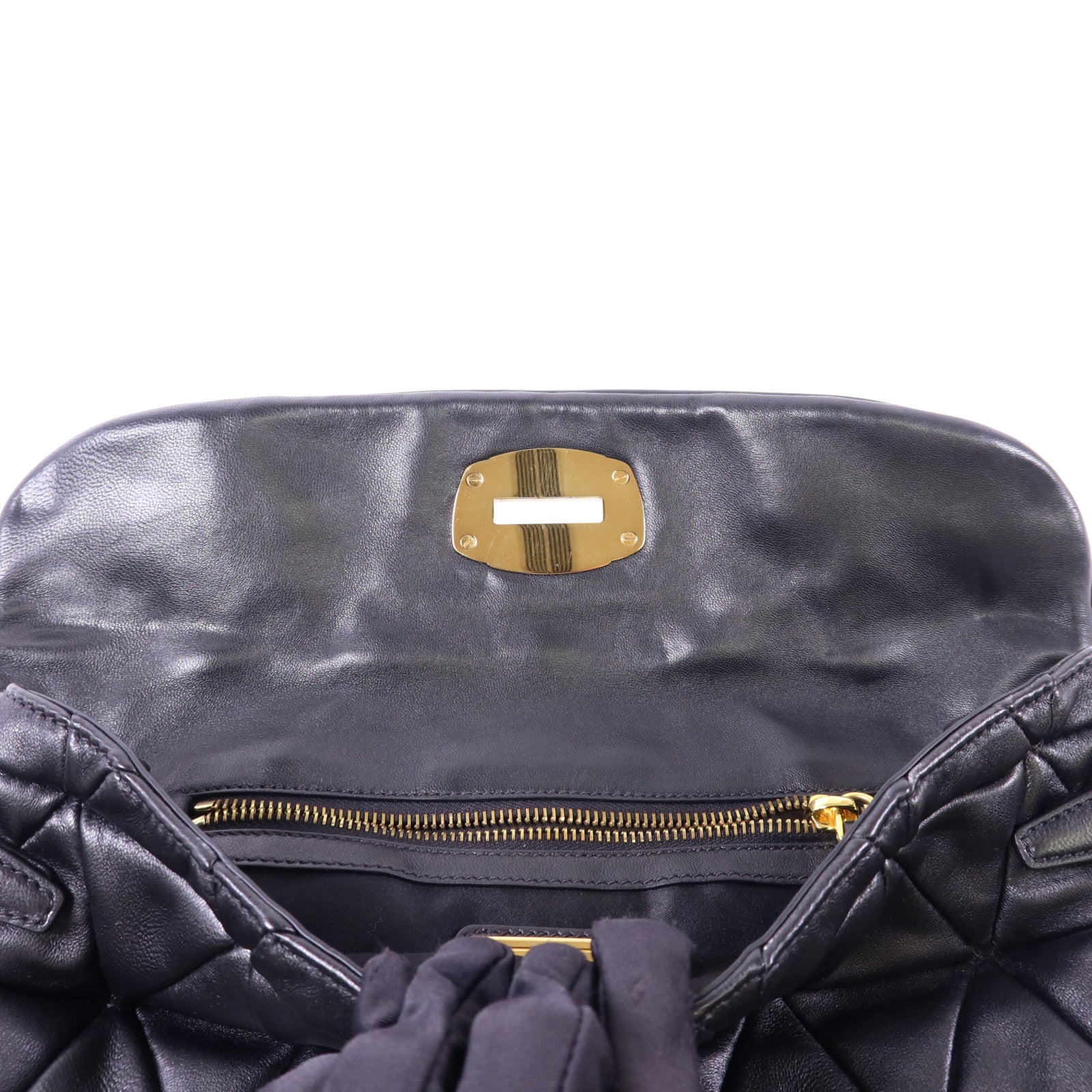 Miu Miu 牛皮皮革Clutch Bag金扣手拿包