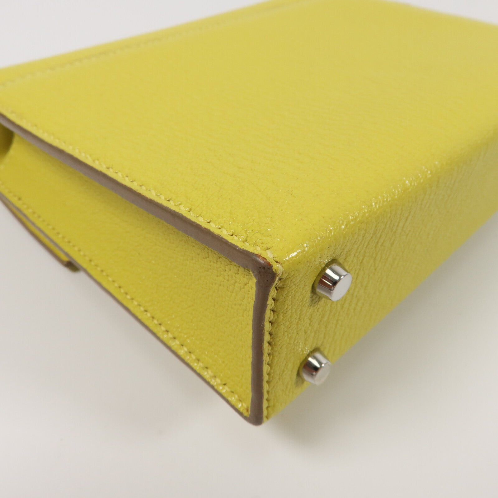 HERMES Chevre皮革Mini Verrou鏈帶肩背袋Lime