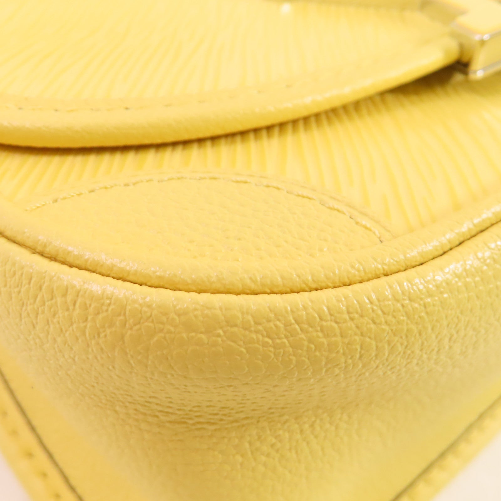 LOUIS VUITTON Epi Buci Shoulder Bag銀扣肩背袋黃色