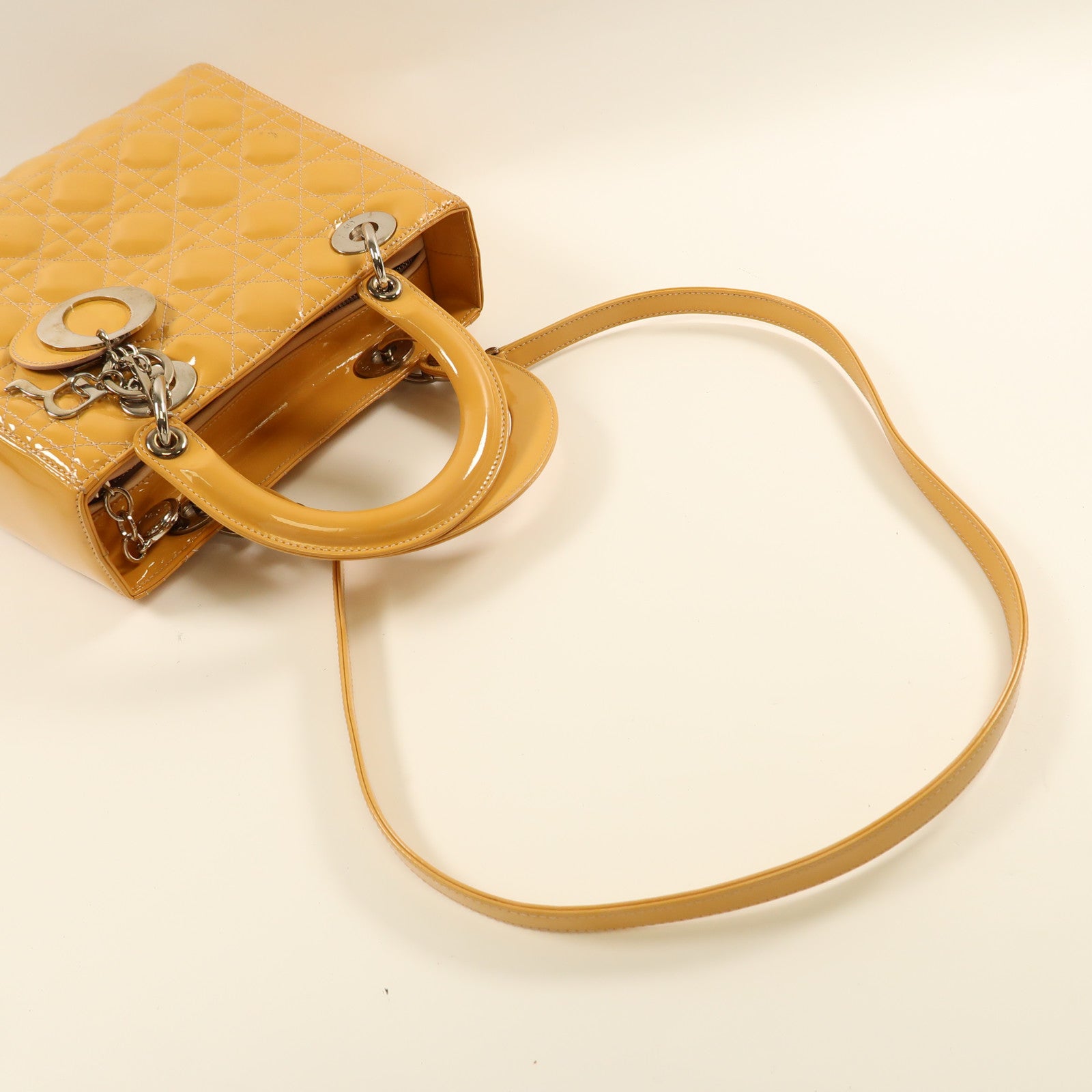 Dior 漆皮皮革Lady Dior Hand Bag銀扣手挽肩背兩用袋黃色