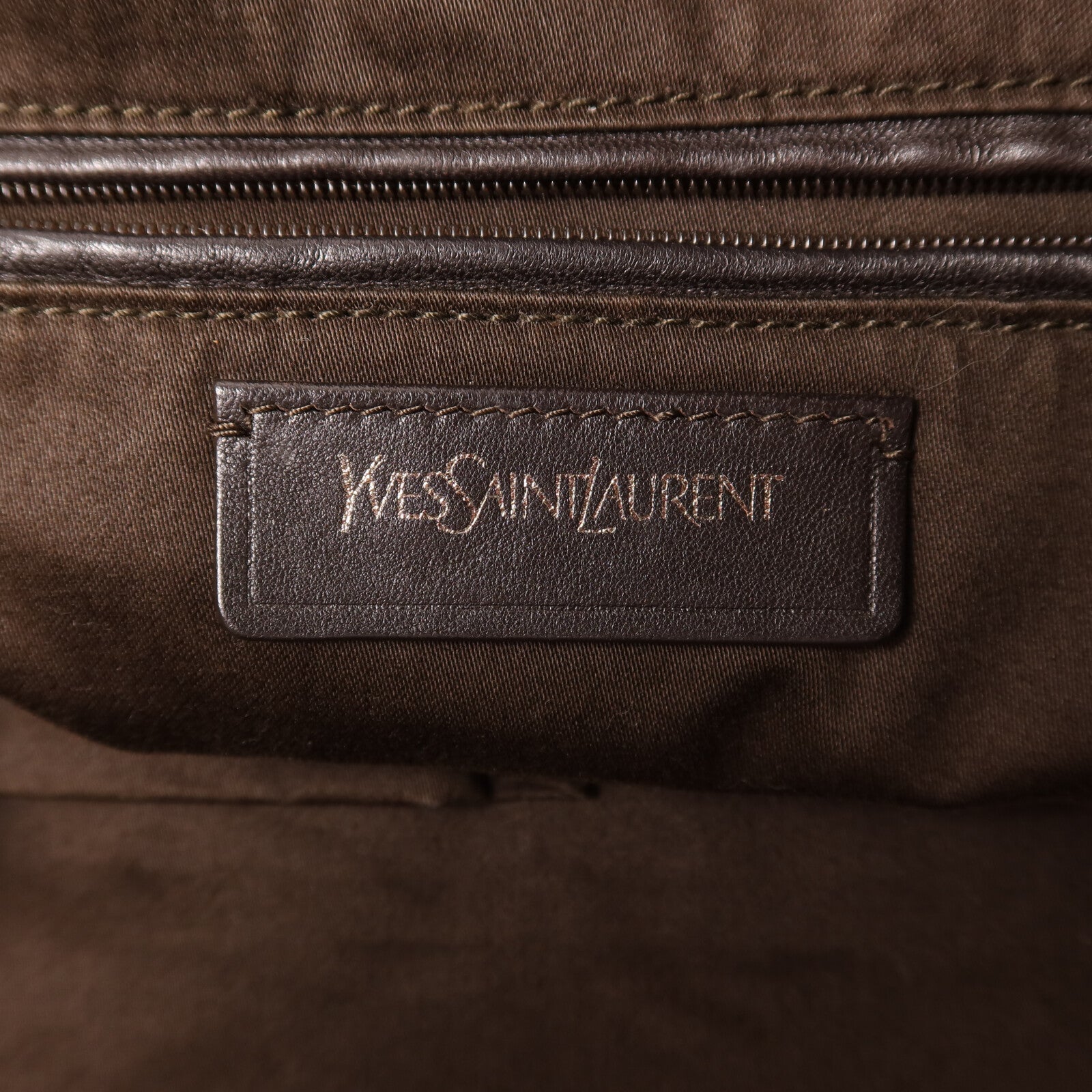 YVES SAINT LAURENT 漆皮皮革Roady Hobo肩背袋