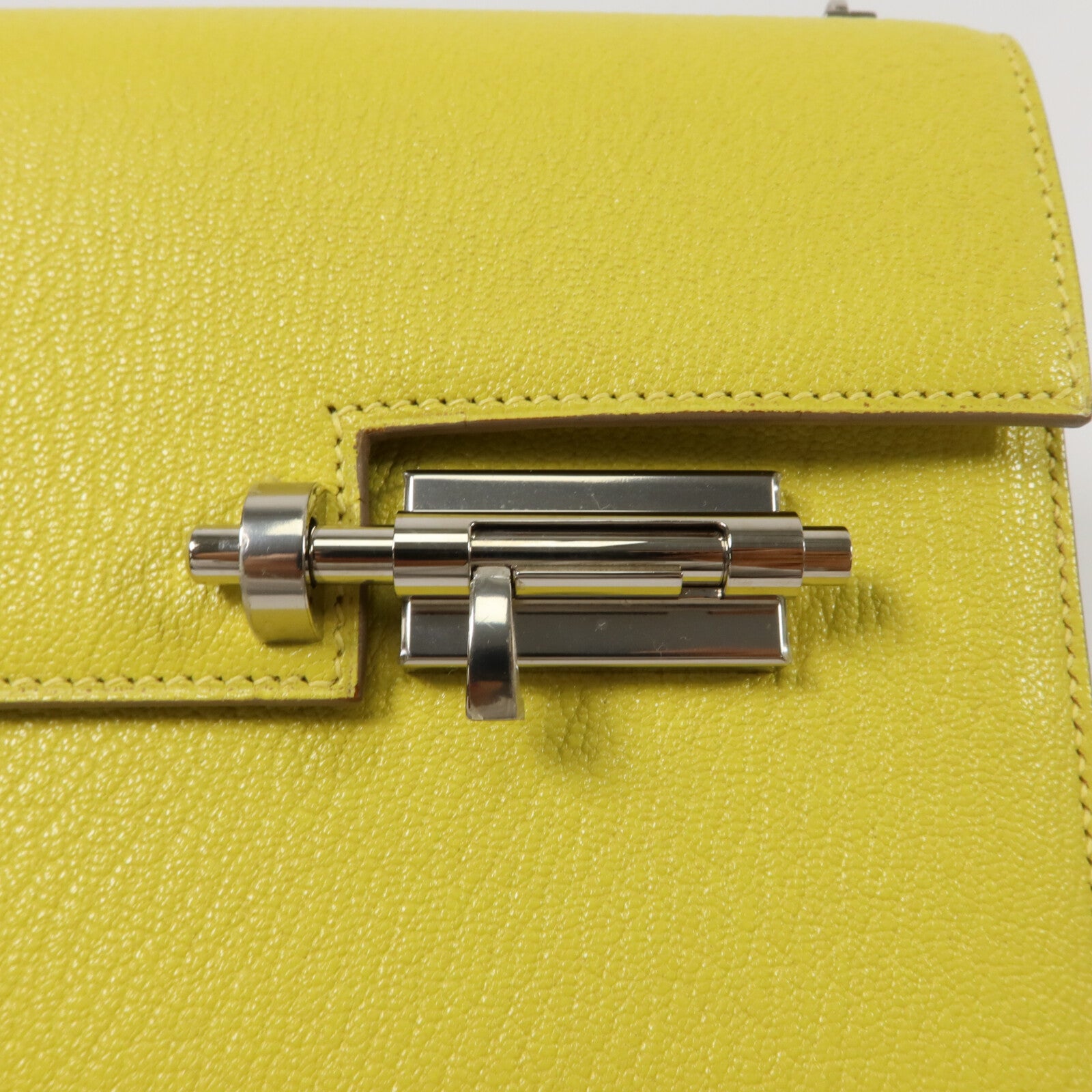 HERMES Chevre皮革Mini Verrou鏈帶肩背袋Lime