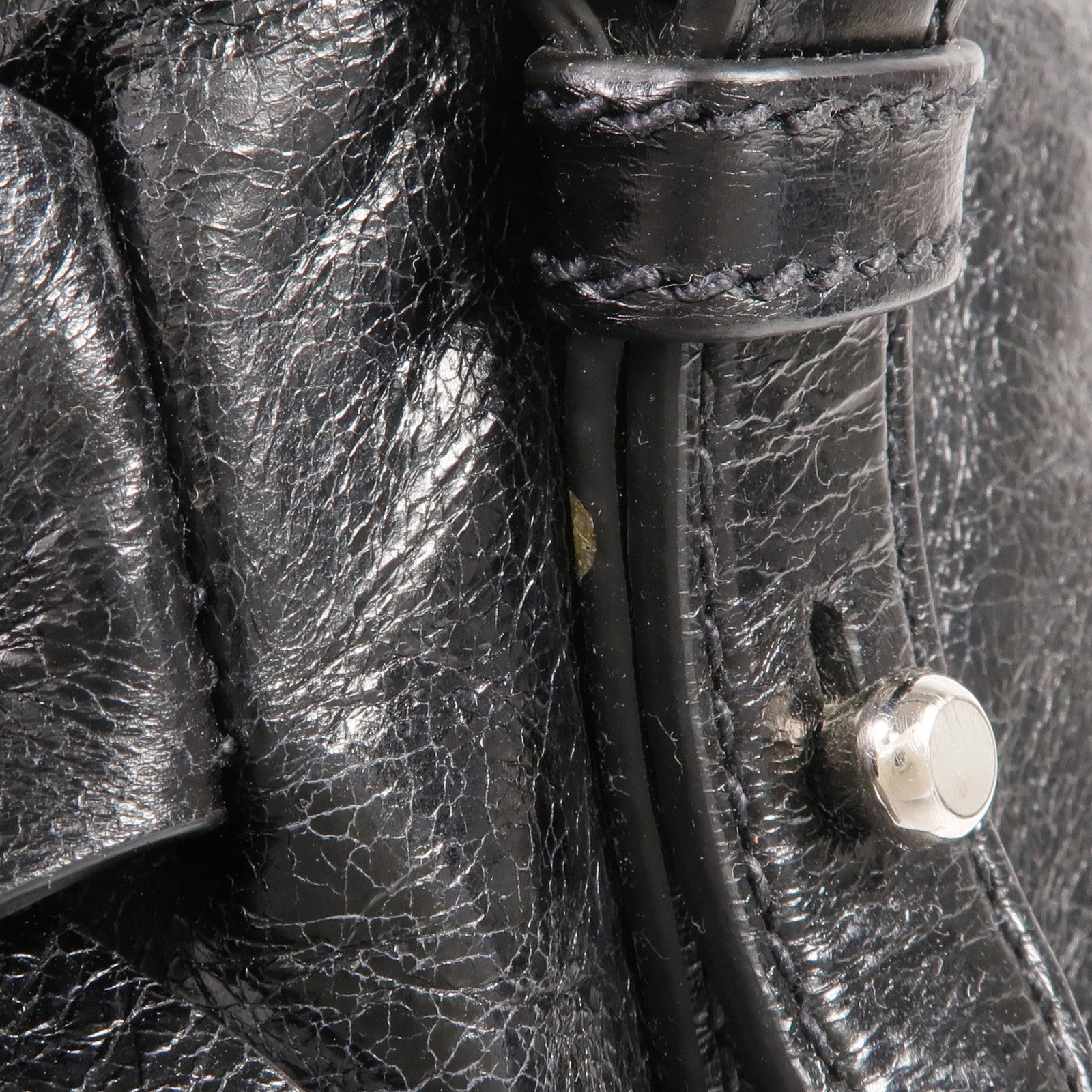 Miu Miu 牛皮皮革2 Way Shoulder銀扣手挽肩背兩用袋