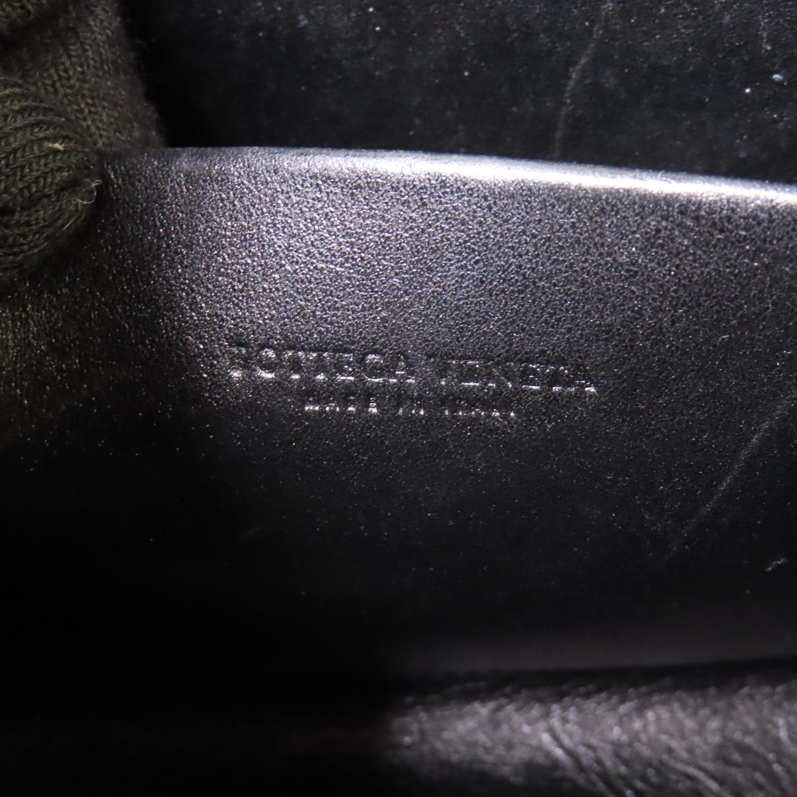 BOTTEGA VENETA 牛皮皮革Shoulder Bag金扣肩背袋