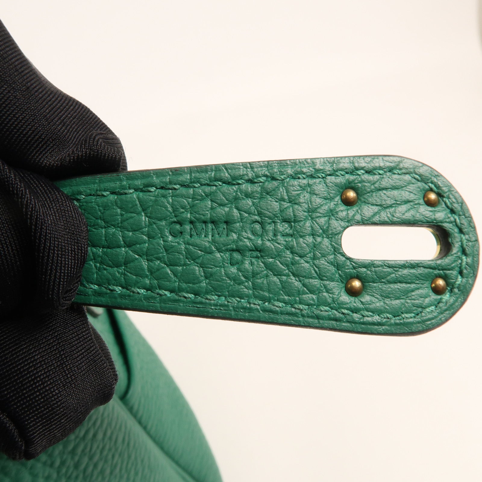 HERMES 【激減優惠】Clemence皮革Lindy 26金扣手挽肩背兩用袋Vert Vertigo