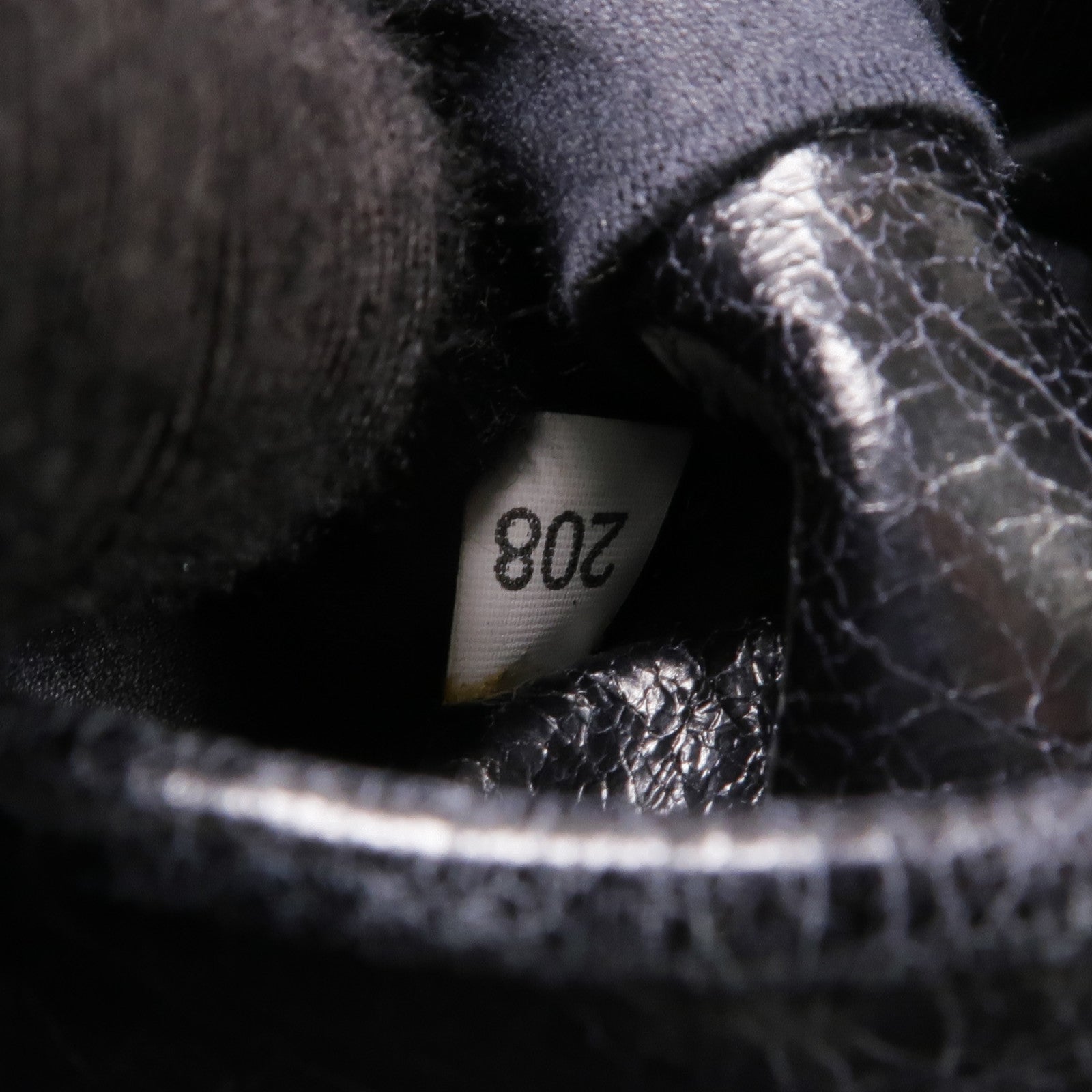 Miu Miu 牛皮皮革2 Way Shoulder銀扣手挽肩背兩用袋