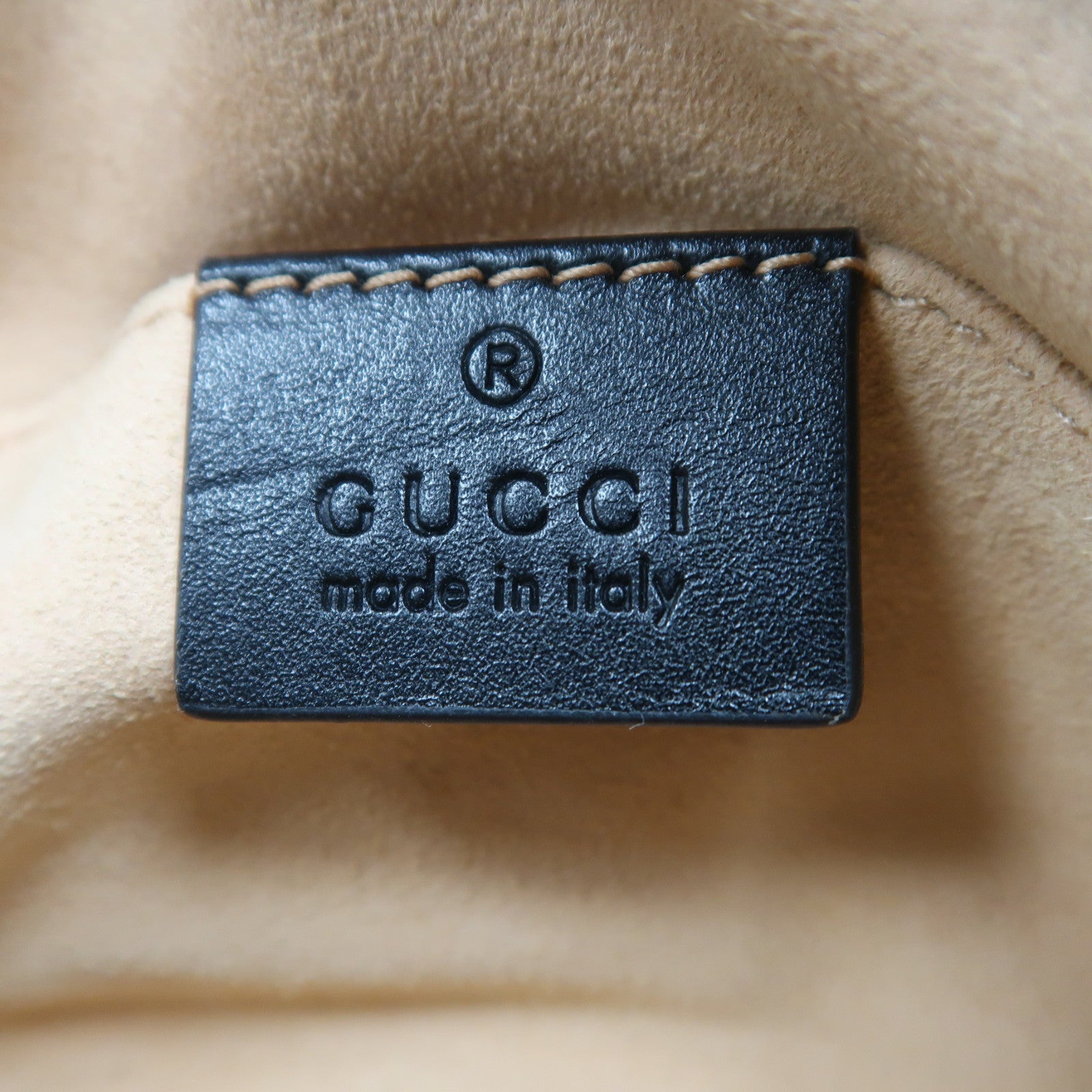 GUCCI 牛皮皮革GG Marmont金扣腰包黑色