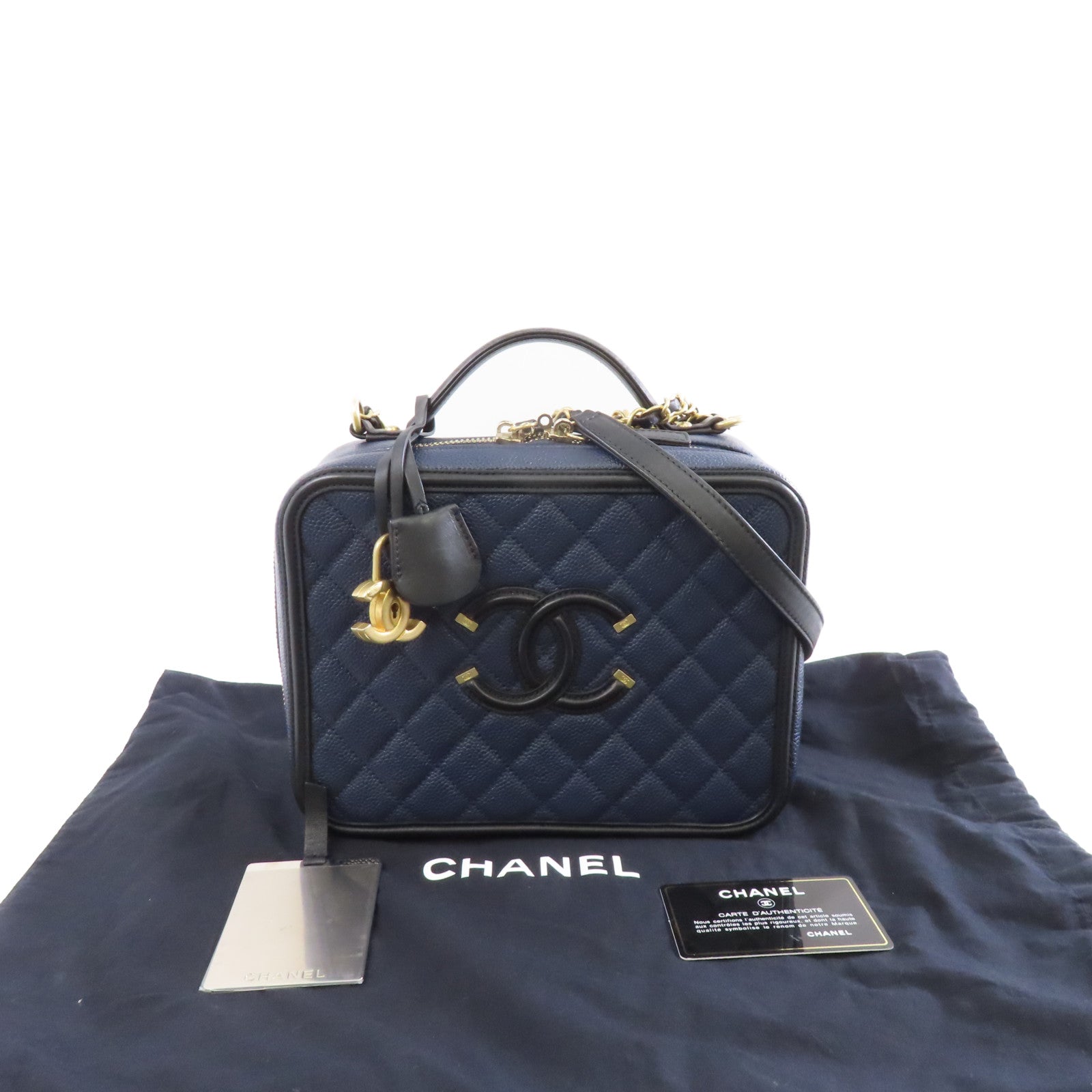 CHANEL 菱格牛皮皮革Vanity Case金扣手挽肩背兩用袋深藍色/黑色