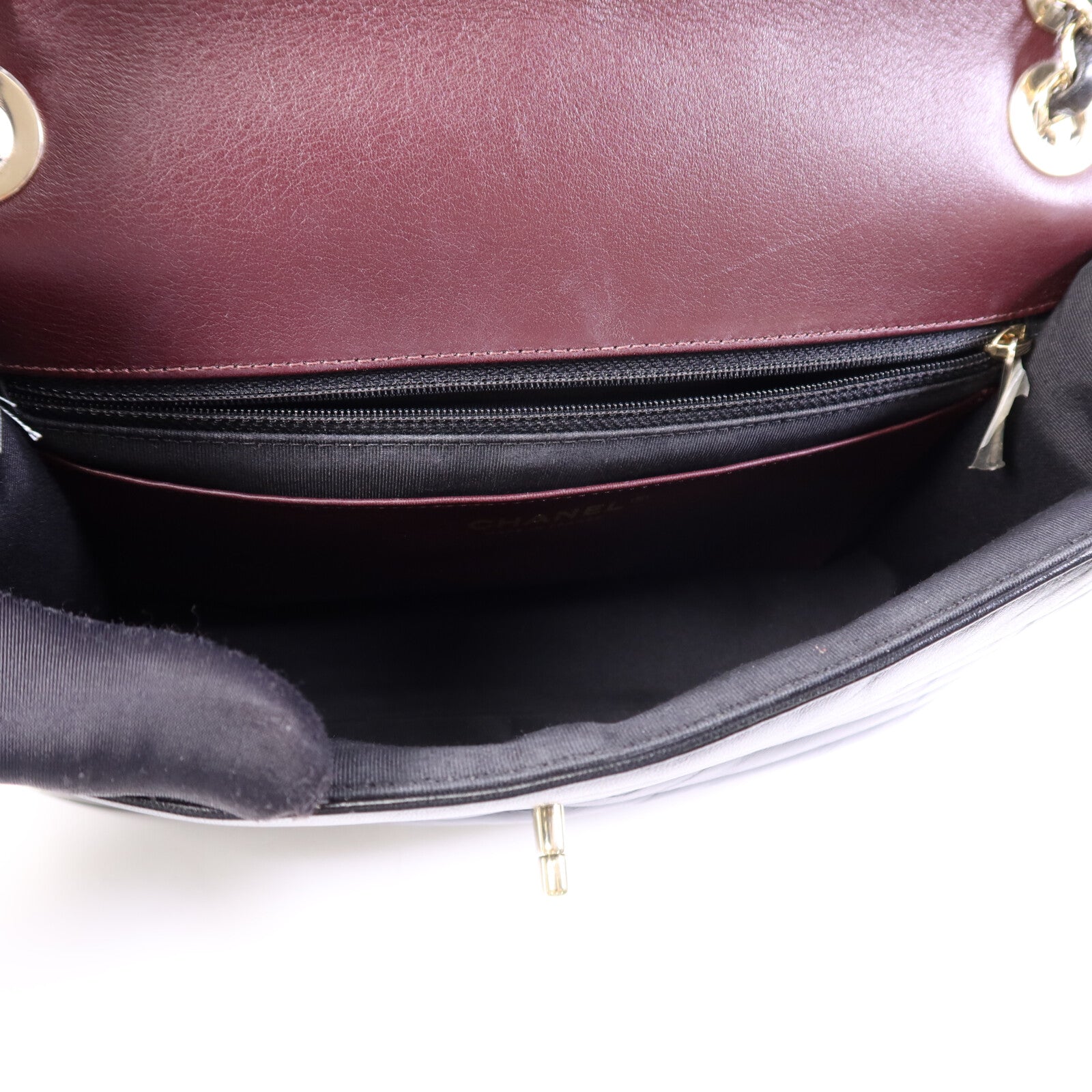 CHANEL 羊皮皮革Seasonal Chevron Flap金扣鏈帶肩背袋